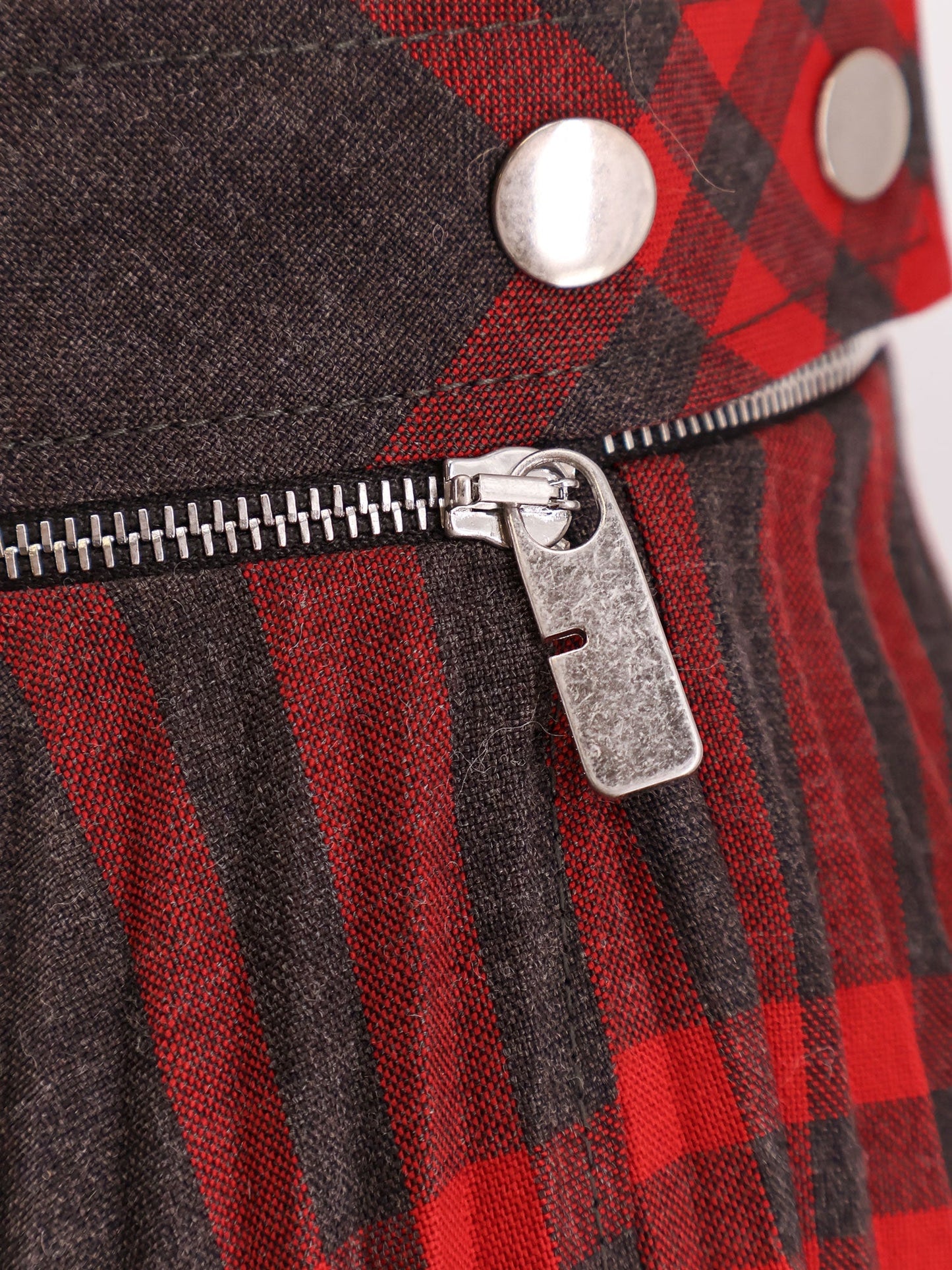 Burberry Pleated Wool Blend Skirt