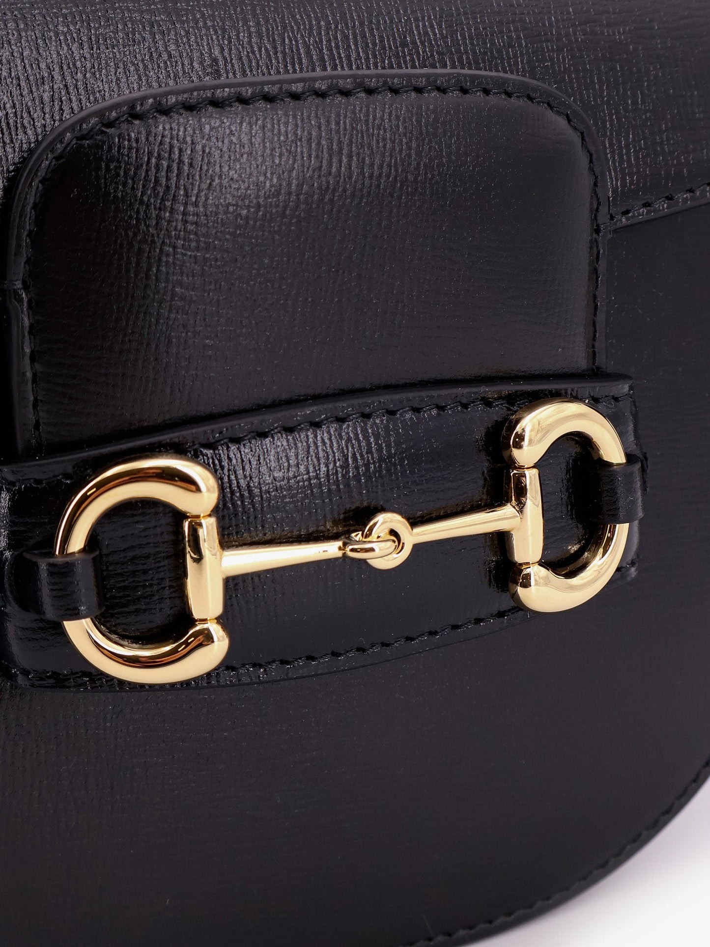 Gucci Leather Shoulder Bag With Iconic Metal Horsebit