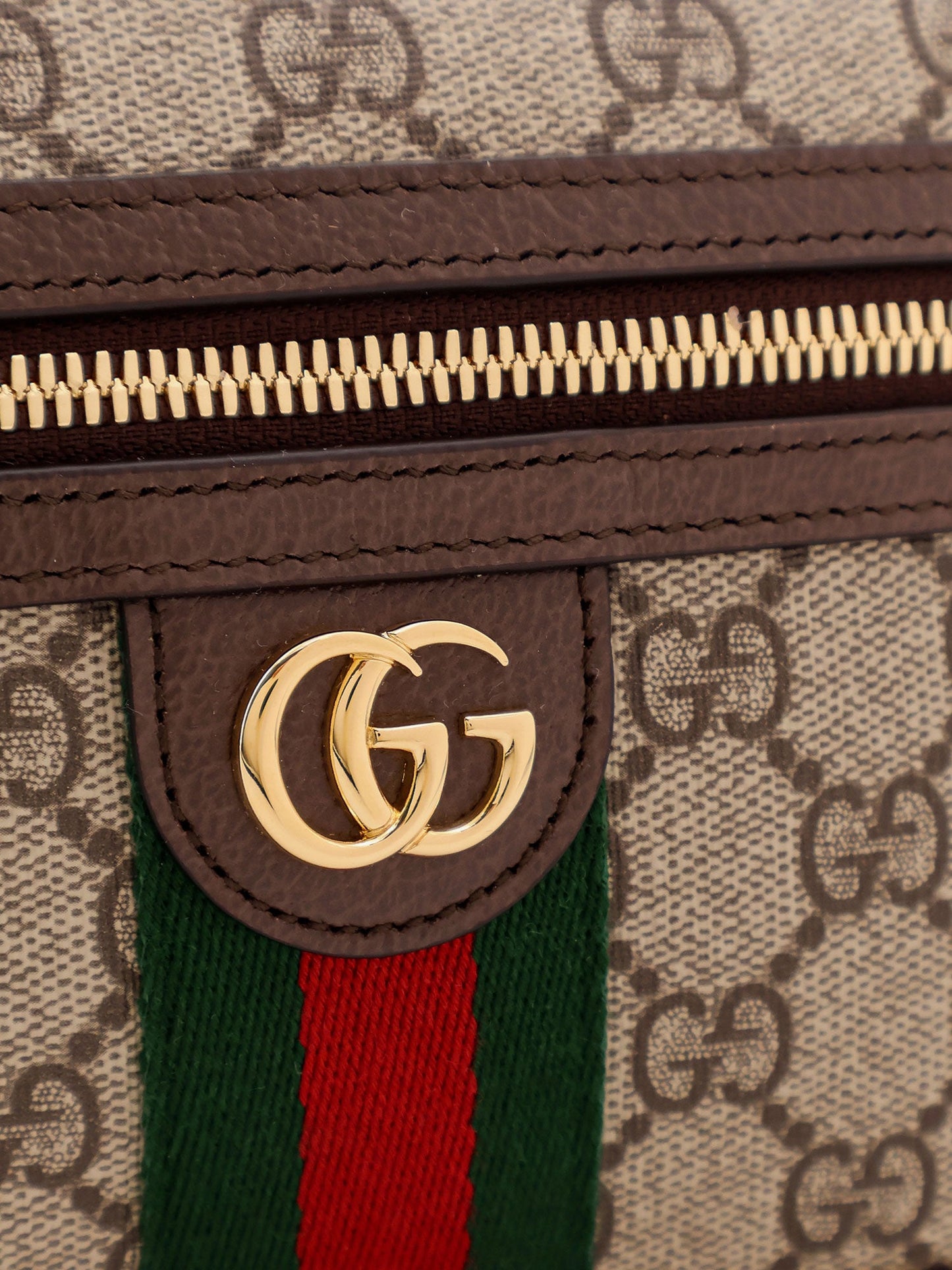 Gucci Gg Supreme Fabric Shoulder Bag With Leather Inserts