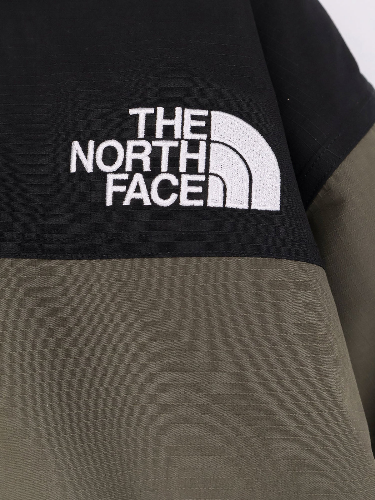 The North Face Mountain Down Jacket - Black