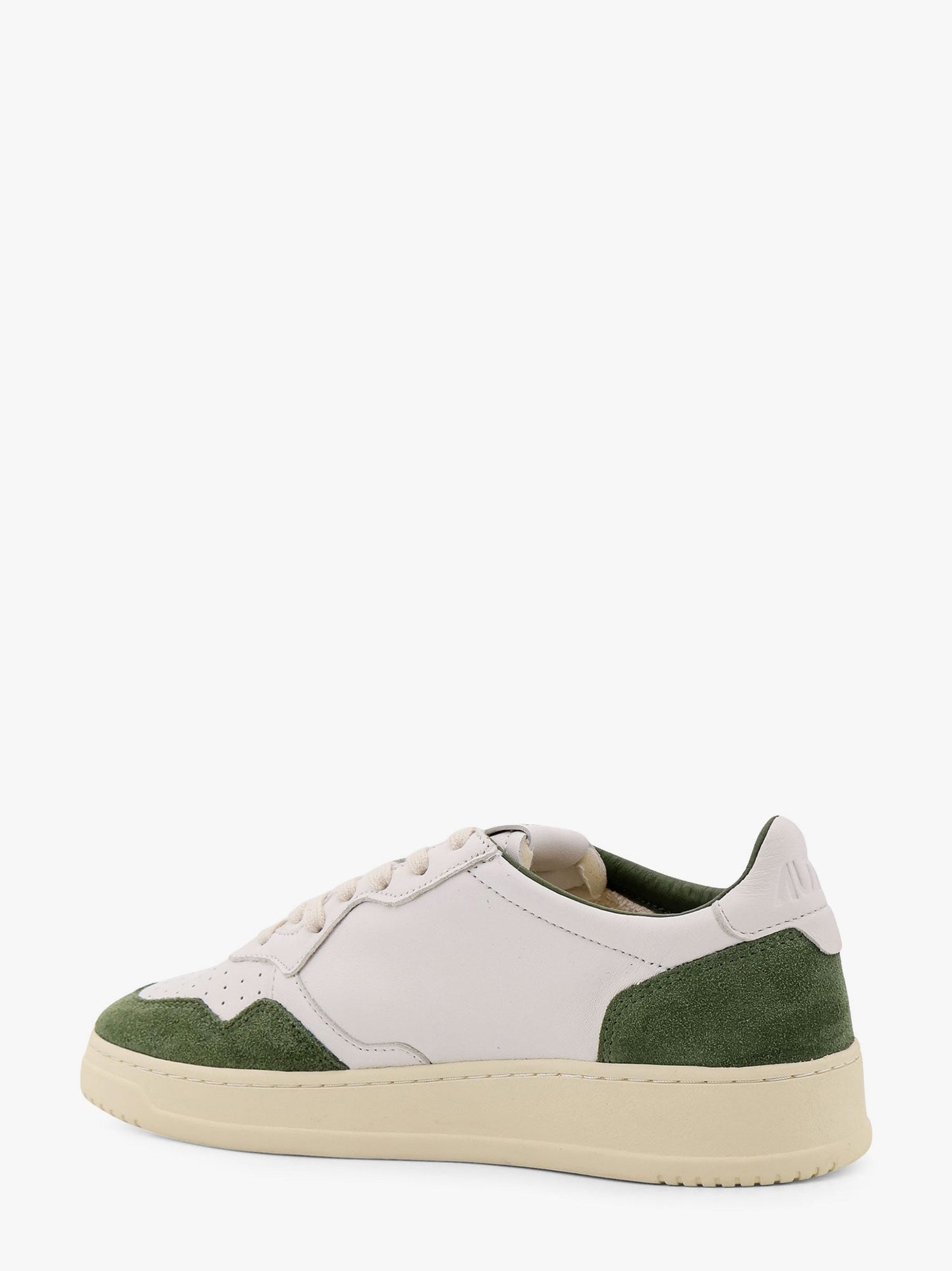 Autry Medalist Low Leather Sneakers