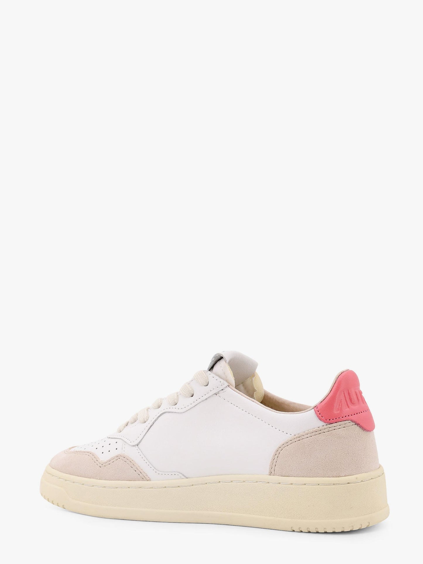 Autry Medalist Low Leather Sneakers