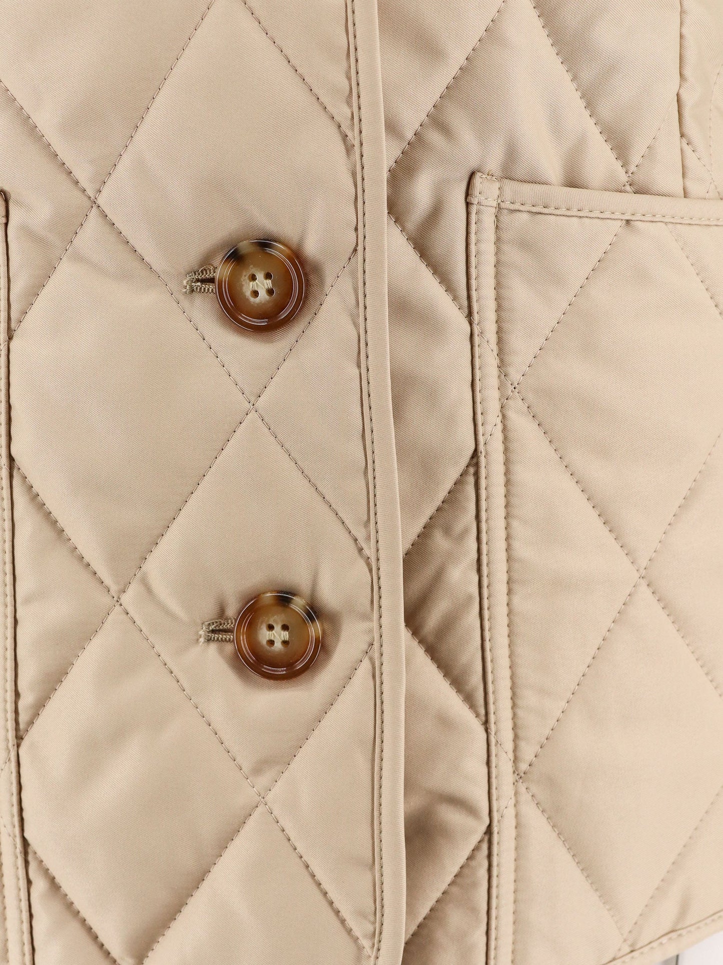 Burberry Fernleigh Quilted Jacket With Check Lining