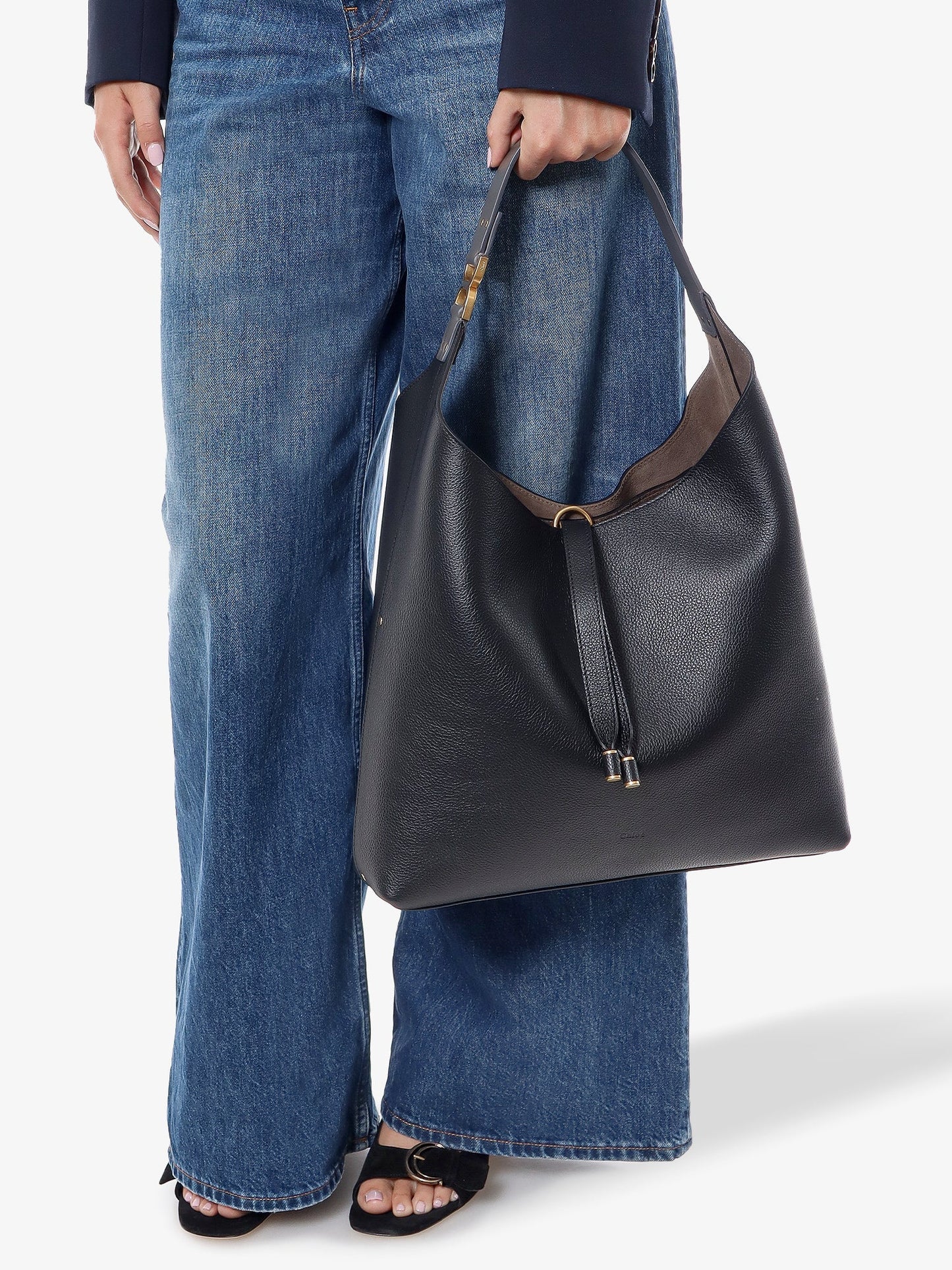 Chloe' Leather Shoulder Bag Wih Iconic Metal Detail