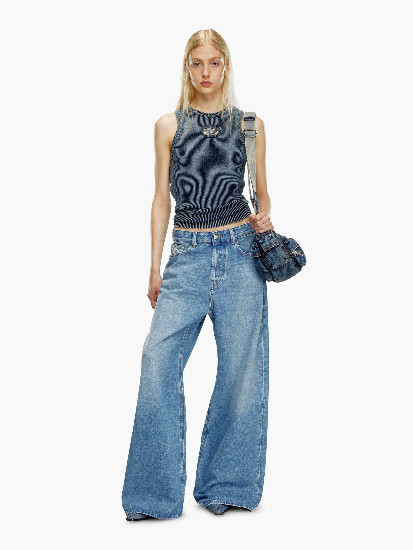 Diesel 1996 D Sire Cotton Jeans With Back Logo Patch