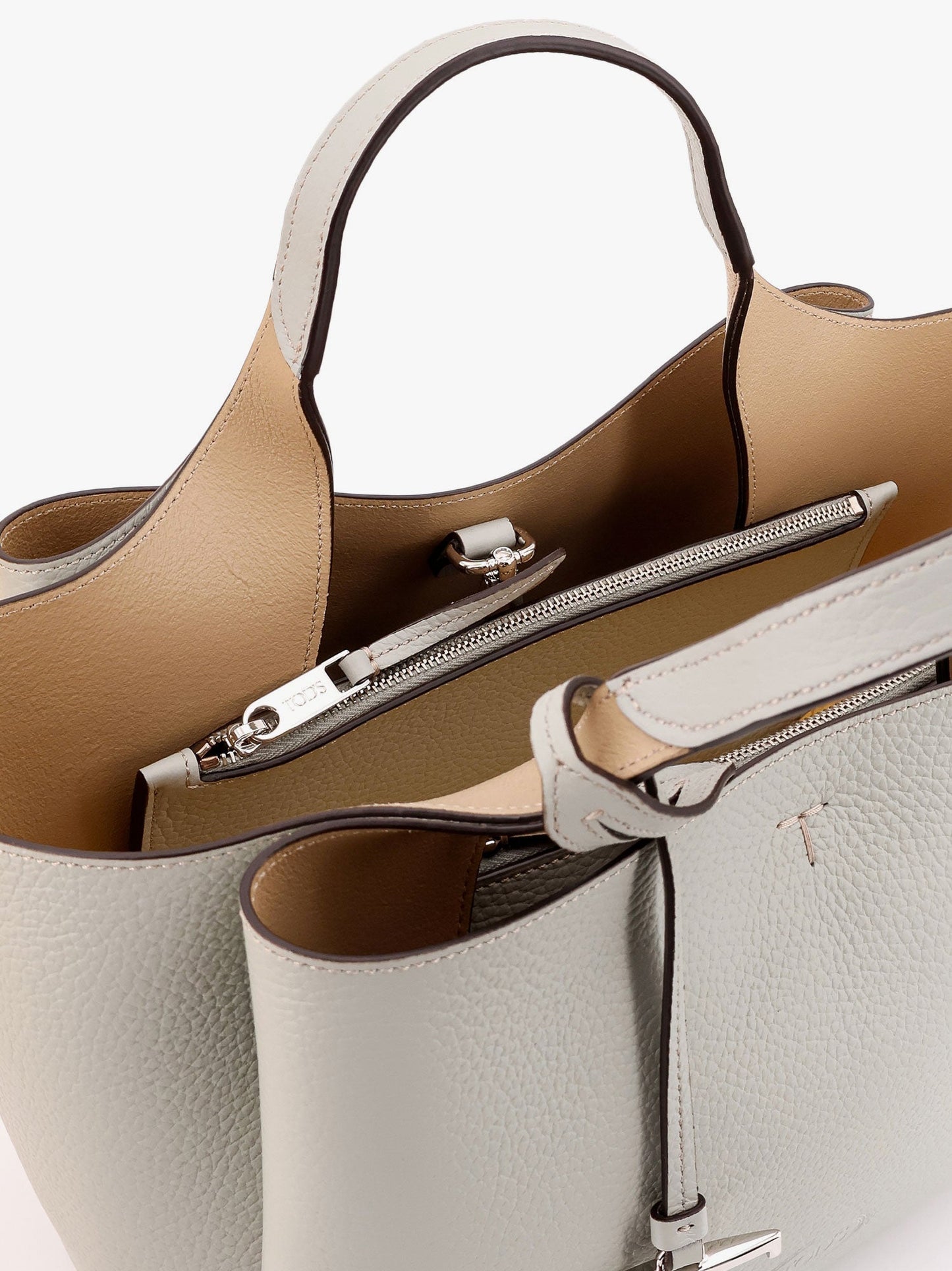 Tod's Leather Shoulder Bag