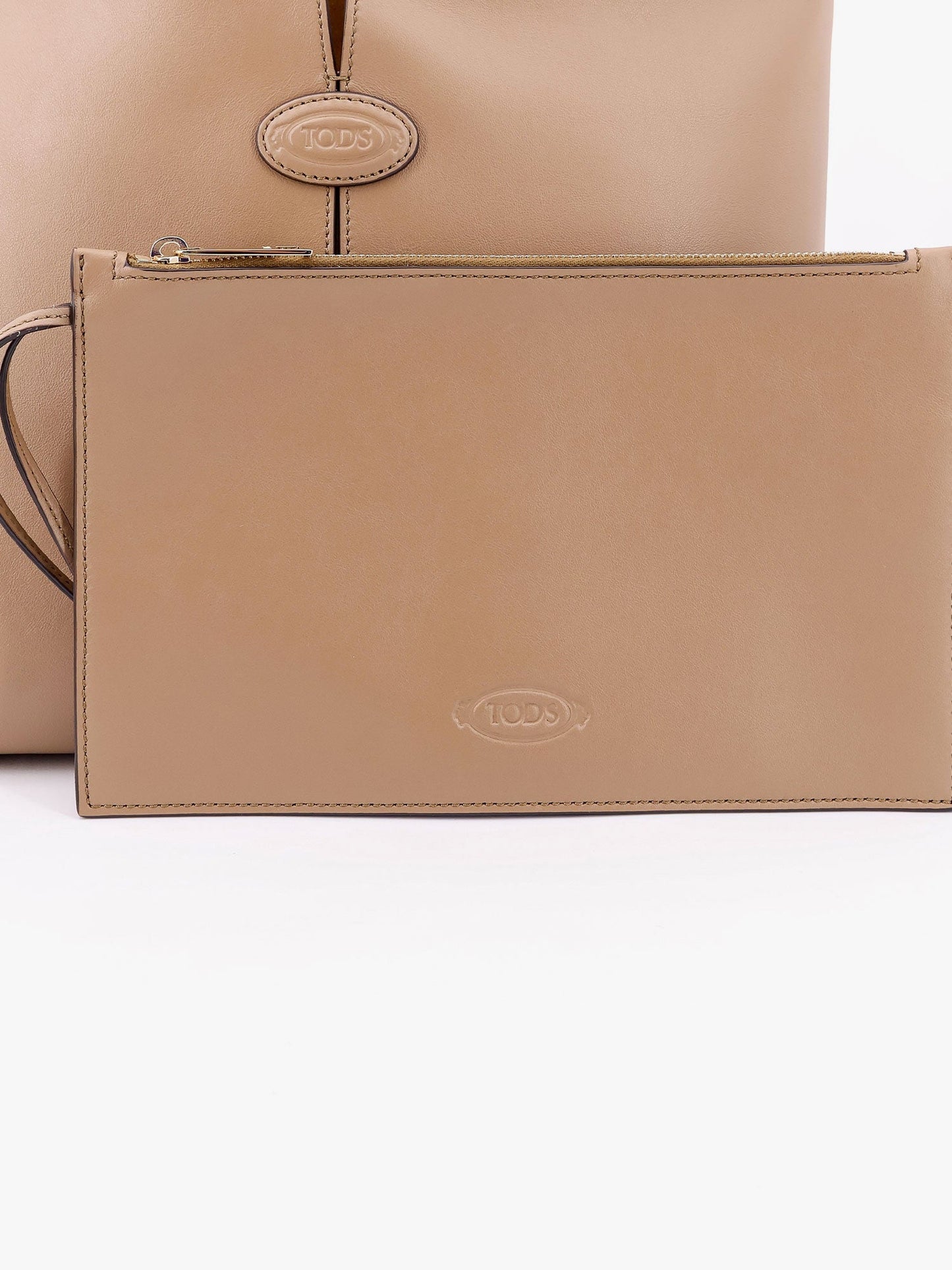 Tod's Leather Handbag With Frontal Logo Patch