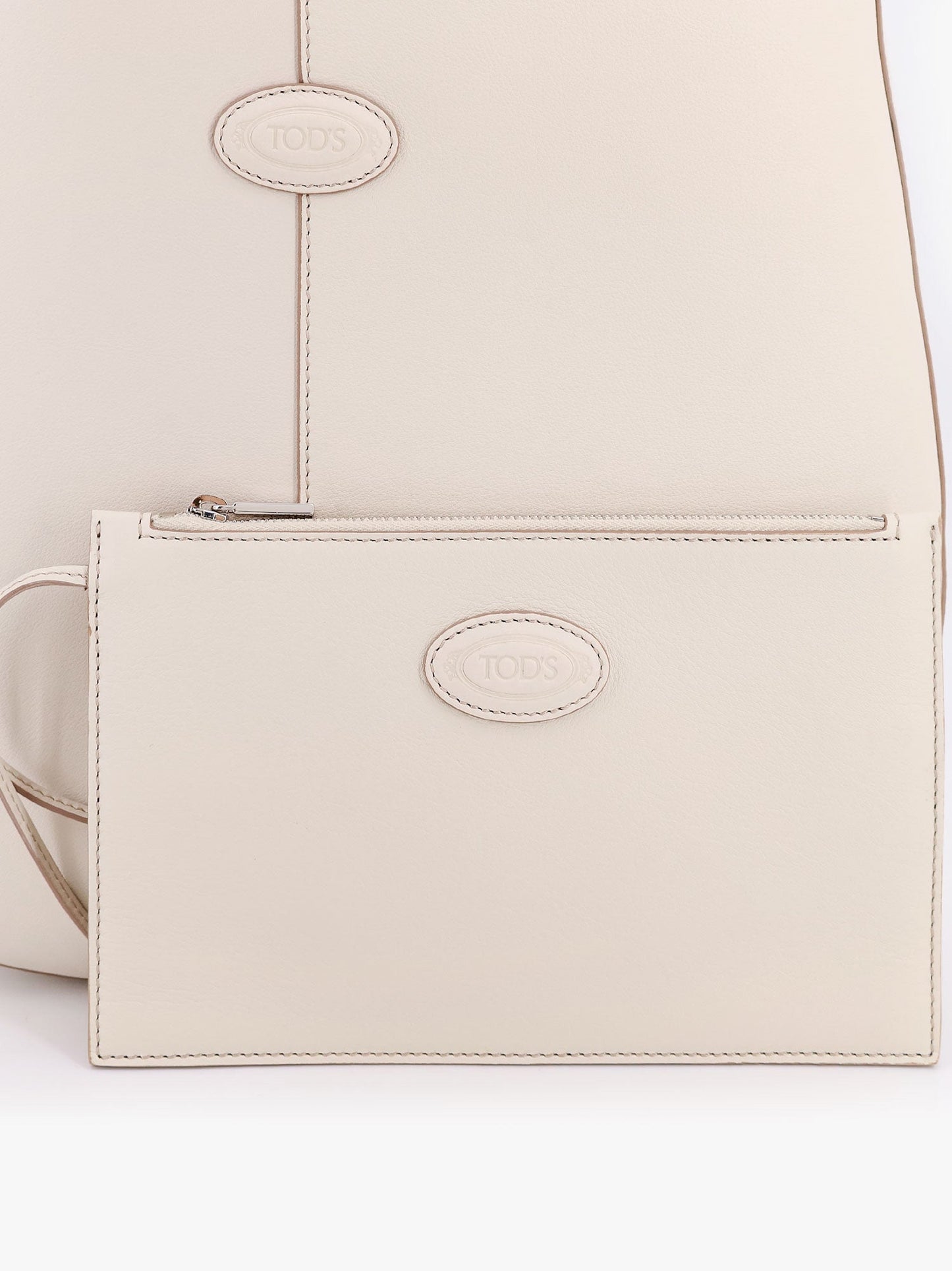 Tod's Leather Shoulder Bag With Frontal Logo Patch