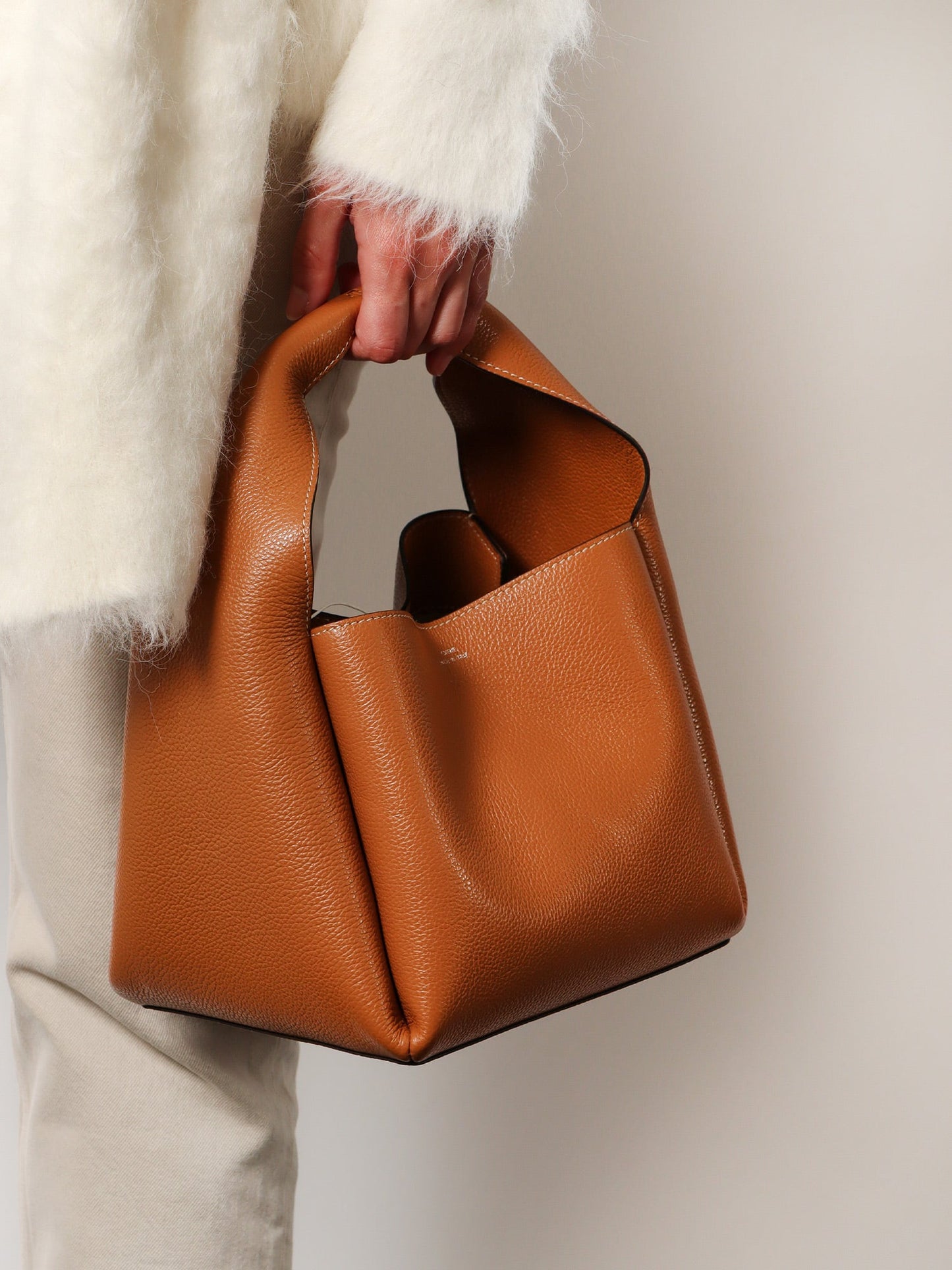 Toteme Leather Bucket Bag With Contrasting Stitching