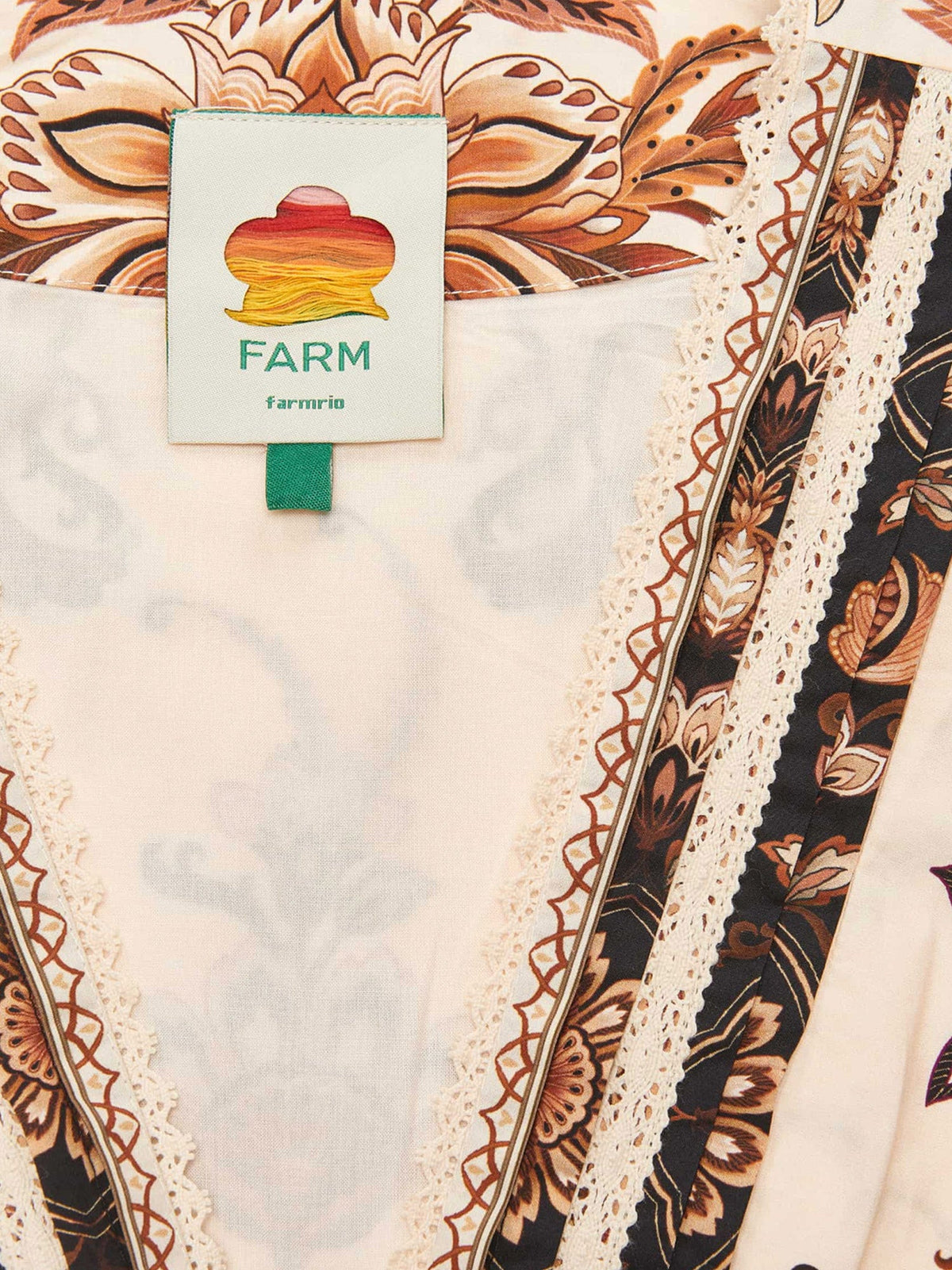 Farm Rio Majestic organic cotton shirt - Majestic Garden Sand