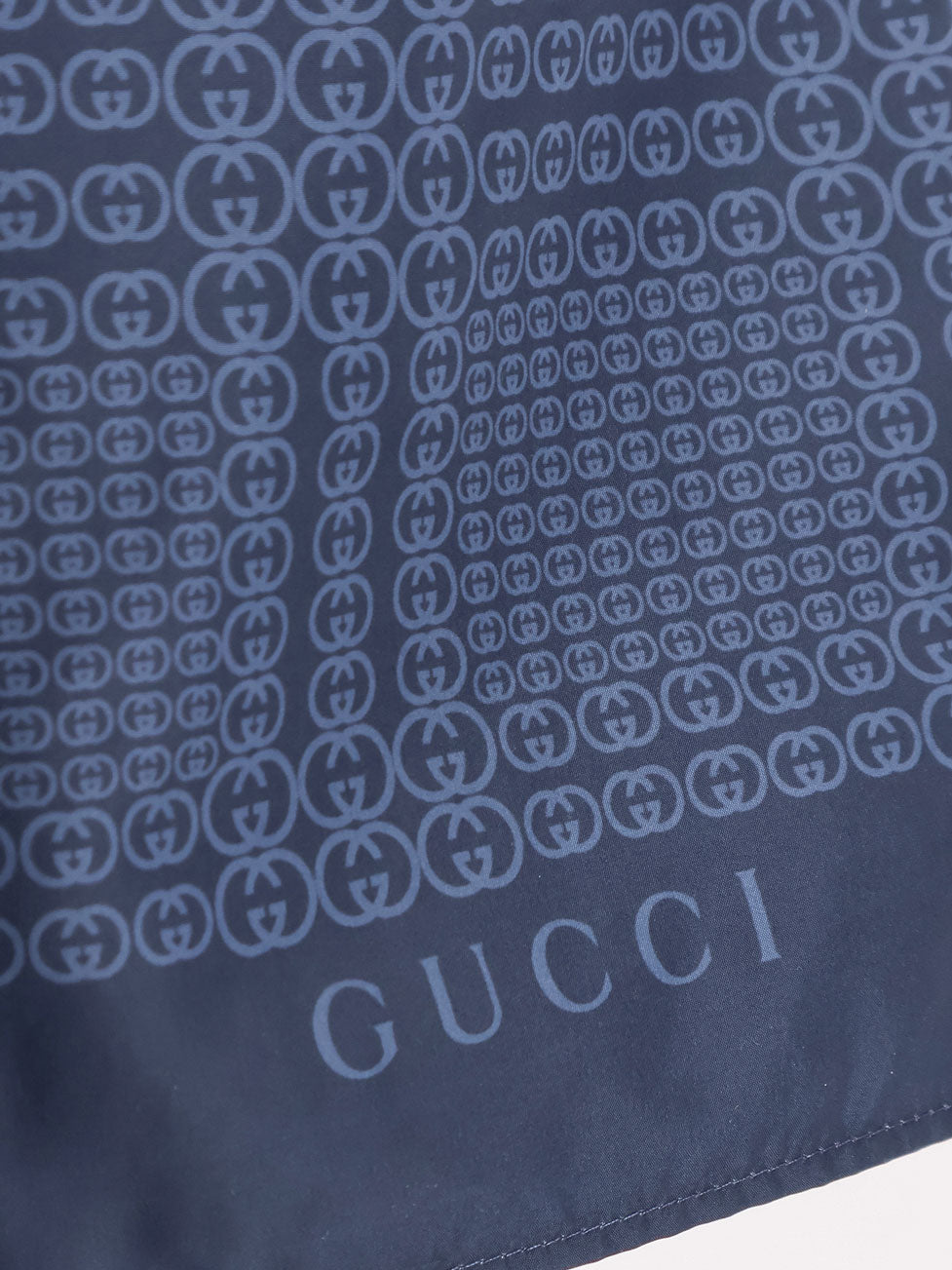 Gucci Nylon swim trunks with all-over Gucci Incrocio print - Blu Navy Blu Royal