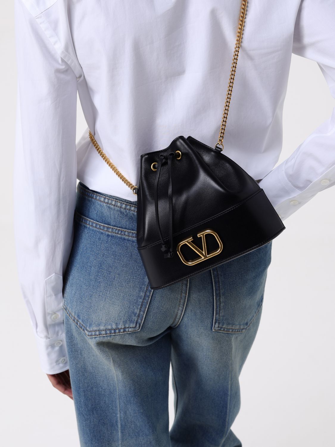 Valentino Garavani vlogo bucket Bag Woman