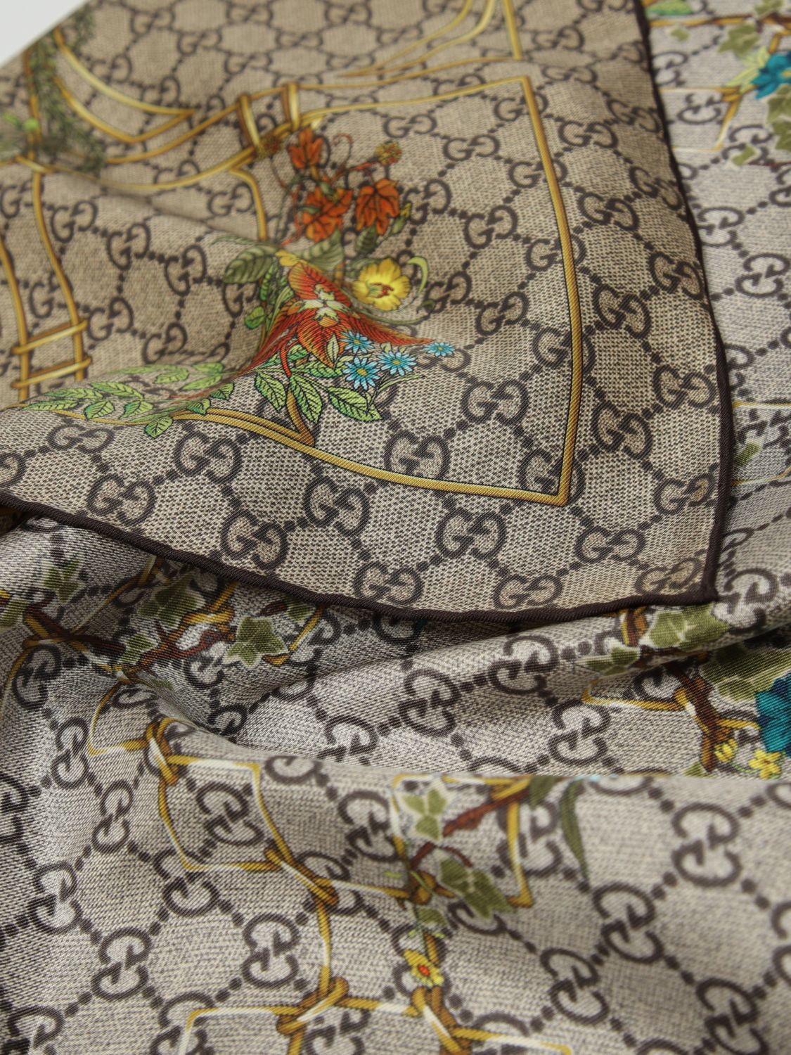 Gucci Neck Scarf Woman Sand