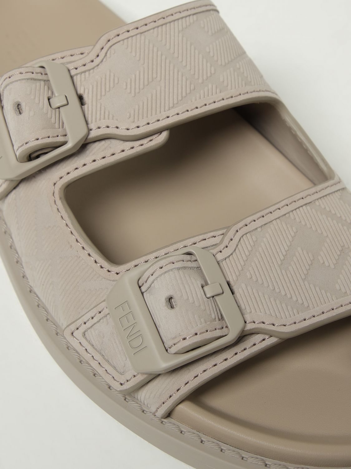 Fendi Shoes Men Beige