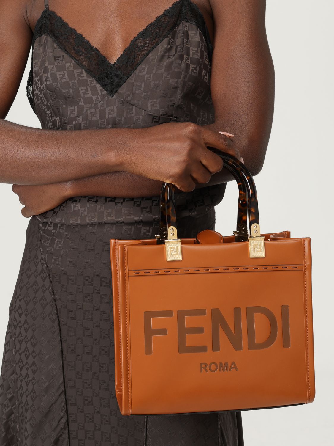 Fendi Shoulder Bag Woman Leather