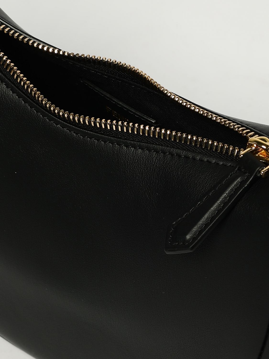 Fendi Shoulder Bag Woman Black