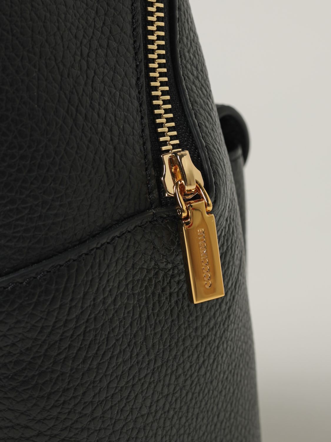 Coccinelle Shoulder Bag Woman Black