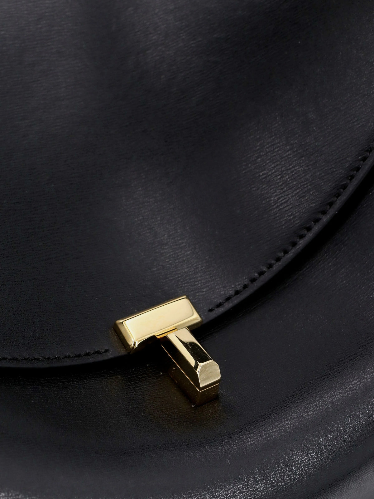 TOTEME - T-Lock leather crossbody bag