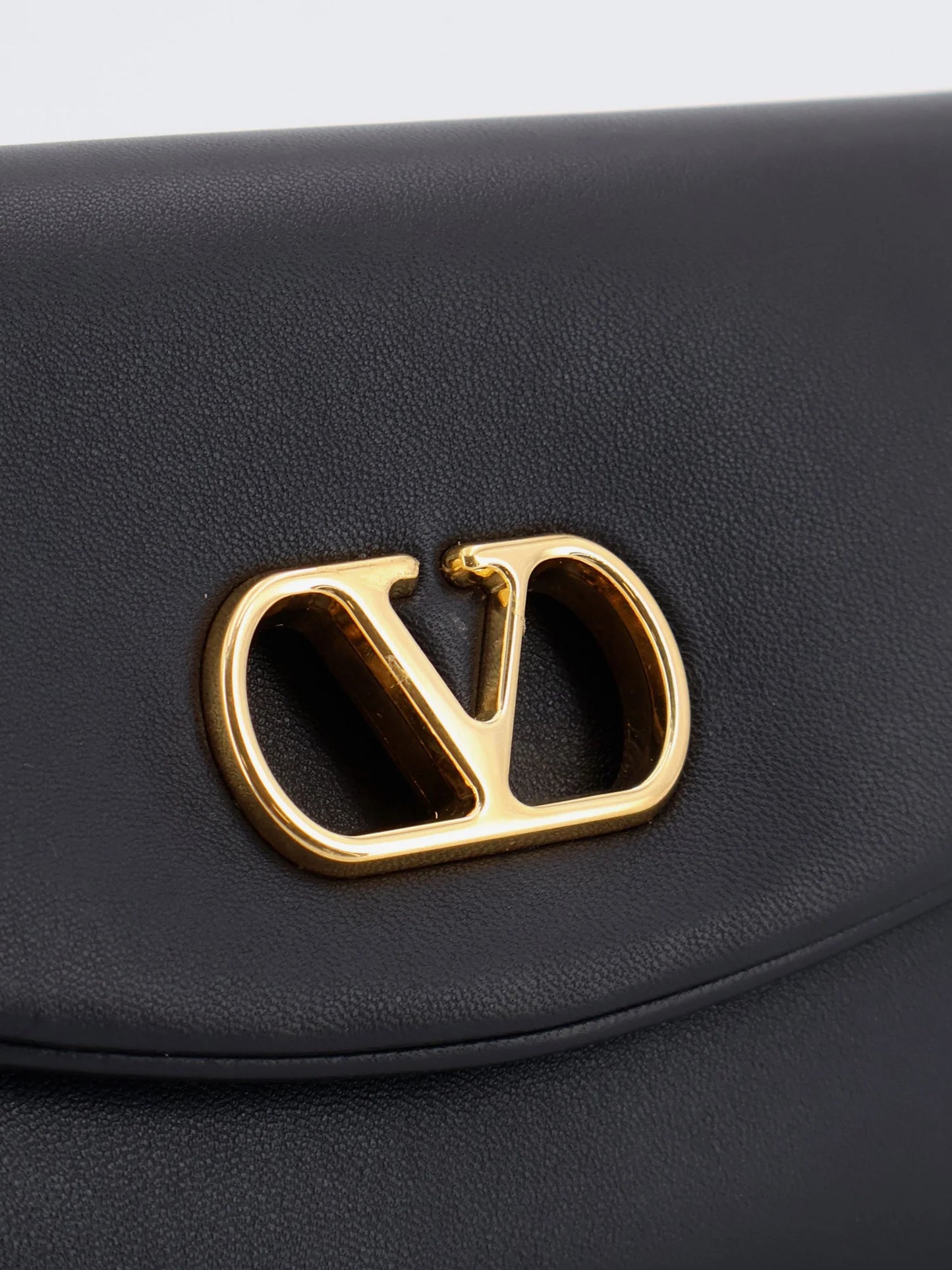 VALENTINO GARAVANI - Devain leather shoulder bag