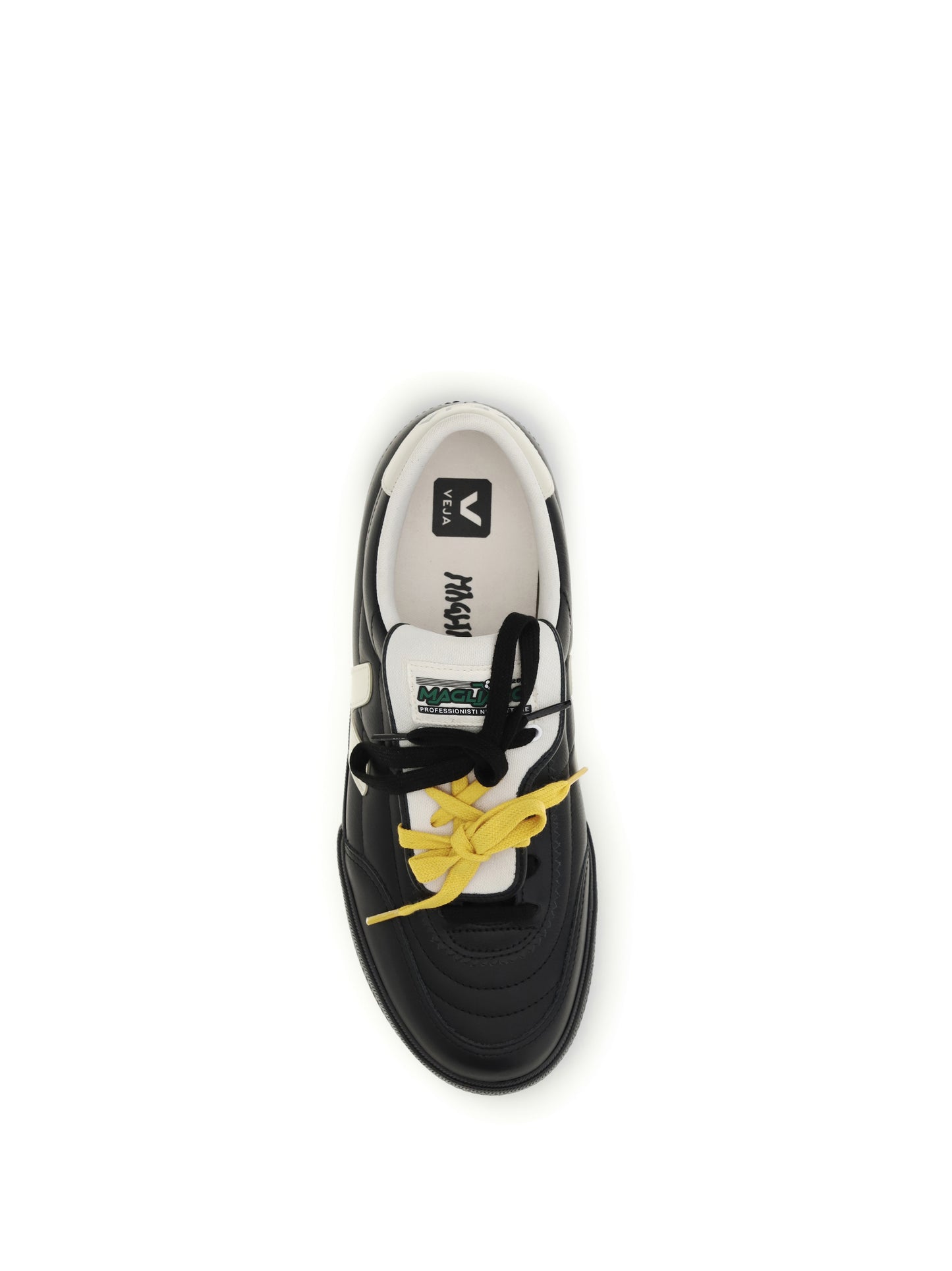 VEJA Panenka Sneakers