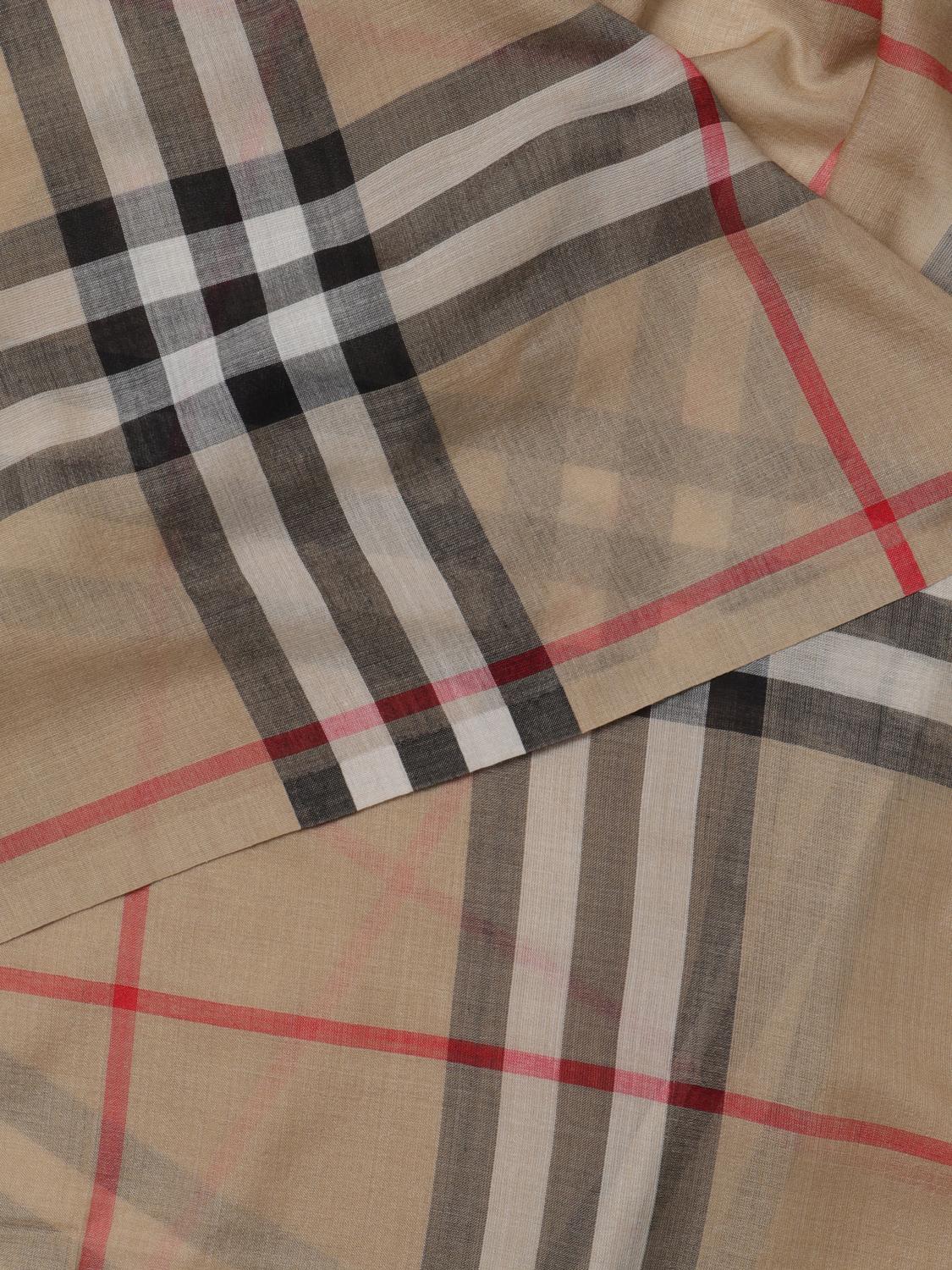 Burberry Scarf Woman Beige
