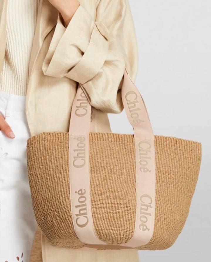 Chloe large woody basket bag in natural fibres