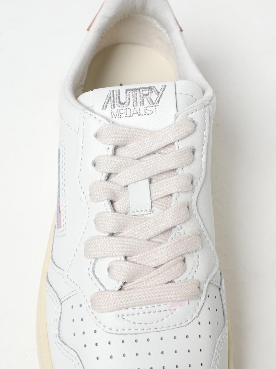 Autry Sneakers Woman Brown
