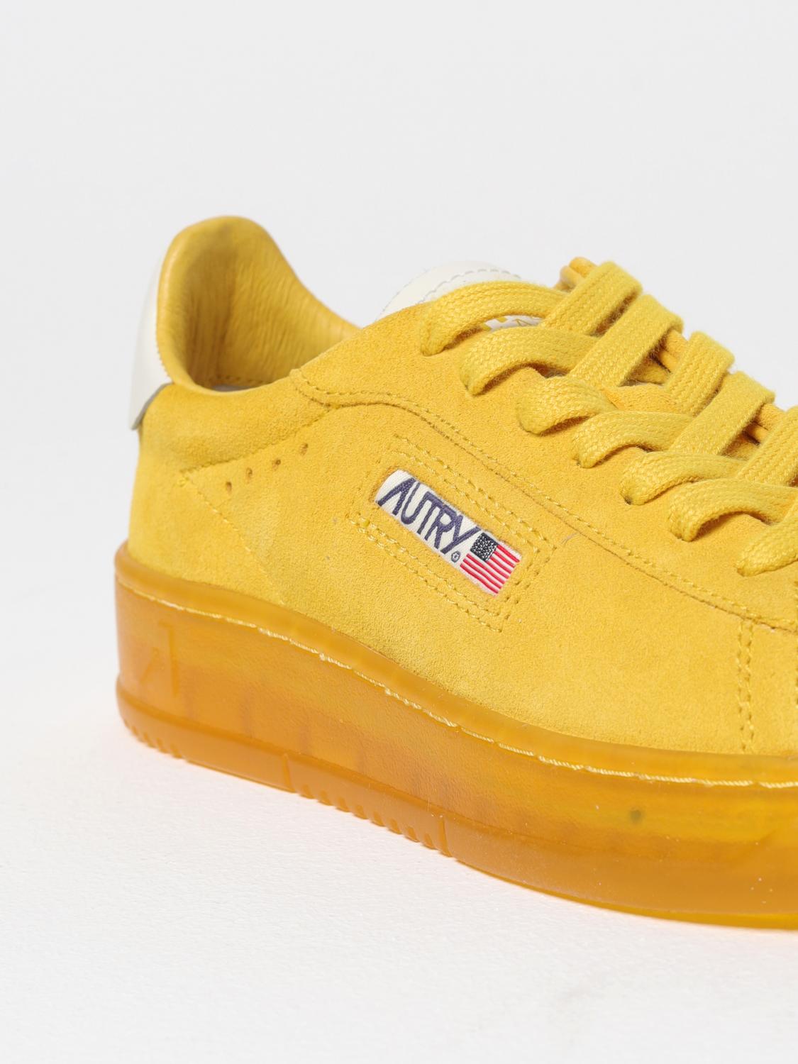 Autry Sneakers Woman Mustard