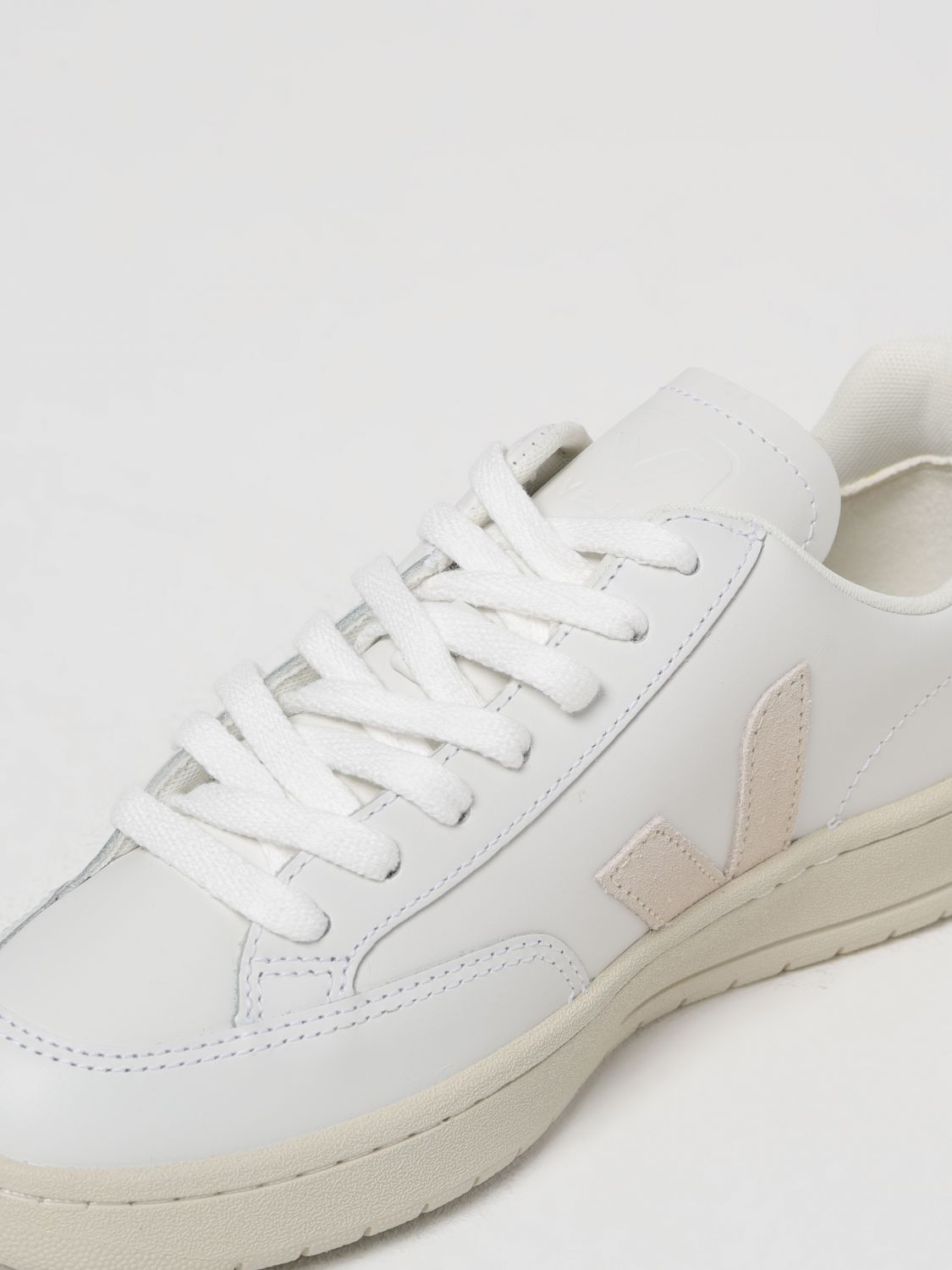 Veja Sneakers Woman White