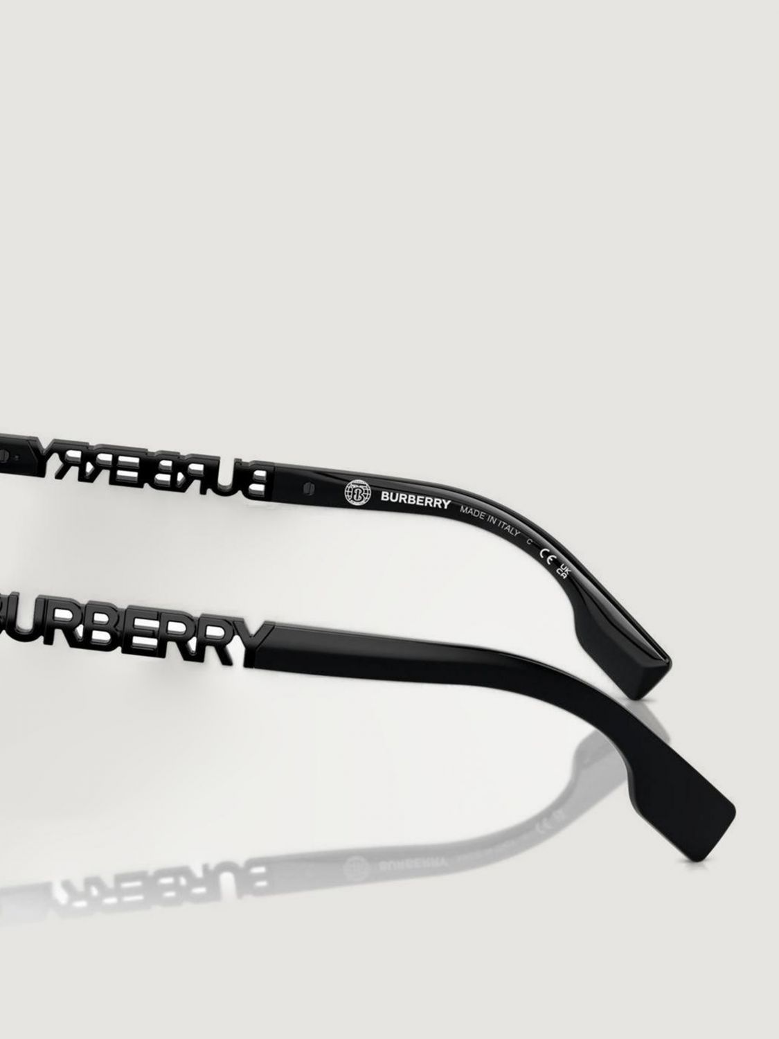 Burberry Sunglasses Woman Black