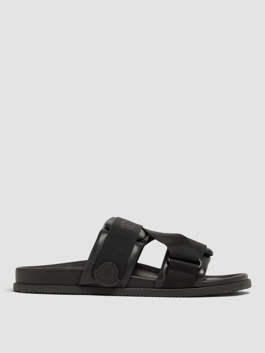 Moncler Flat Sandals Woman Black