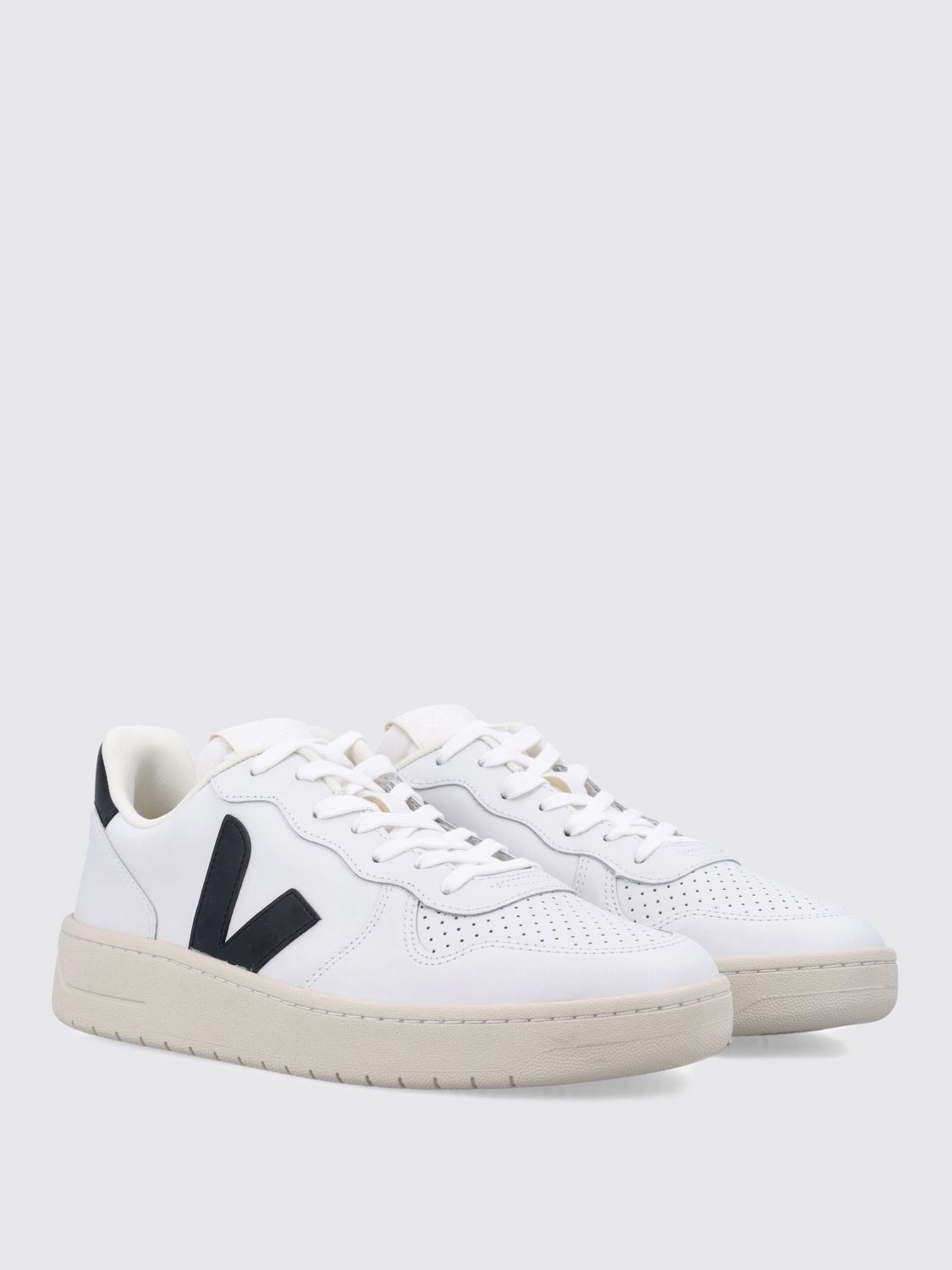 Veja Sneakers Men Black