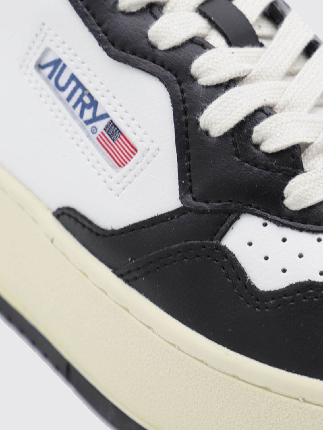 Autry Sneakers Woman White