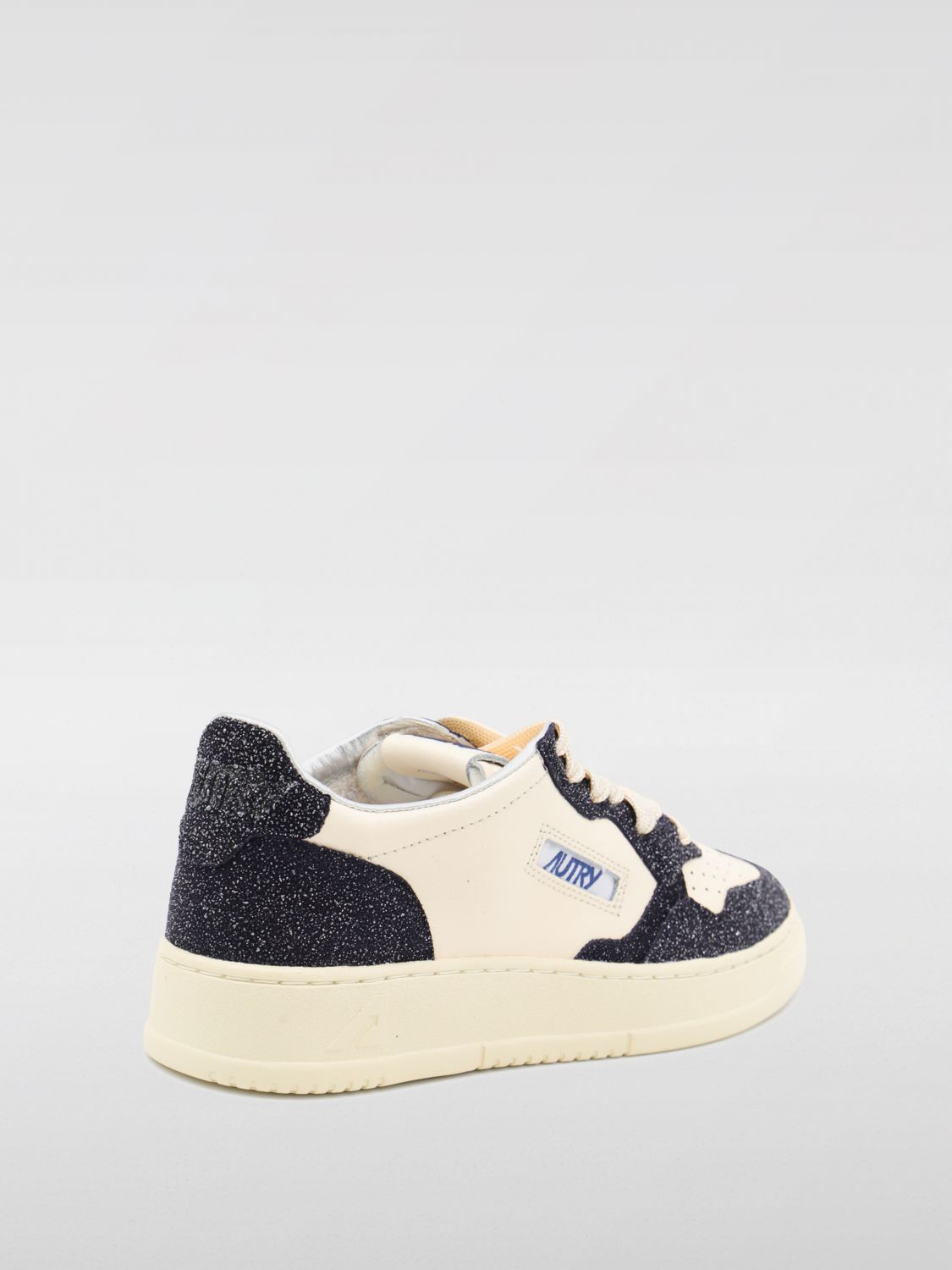 Autry Sneakers Woman Grey