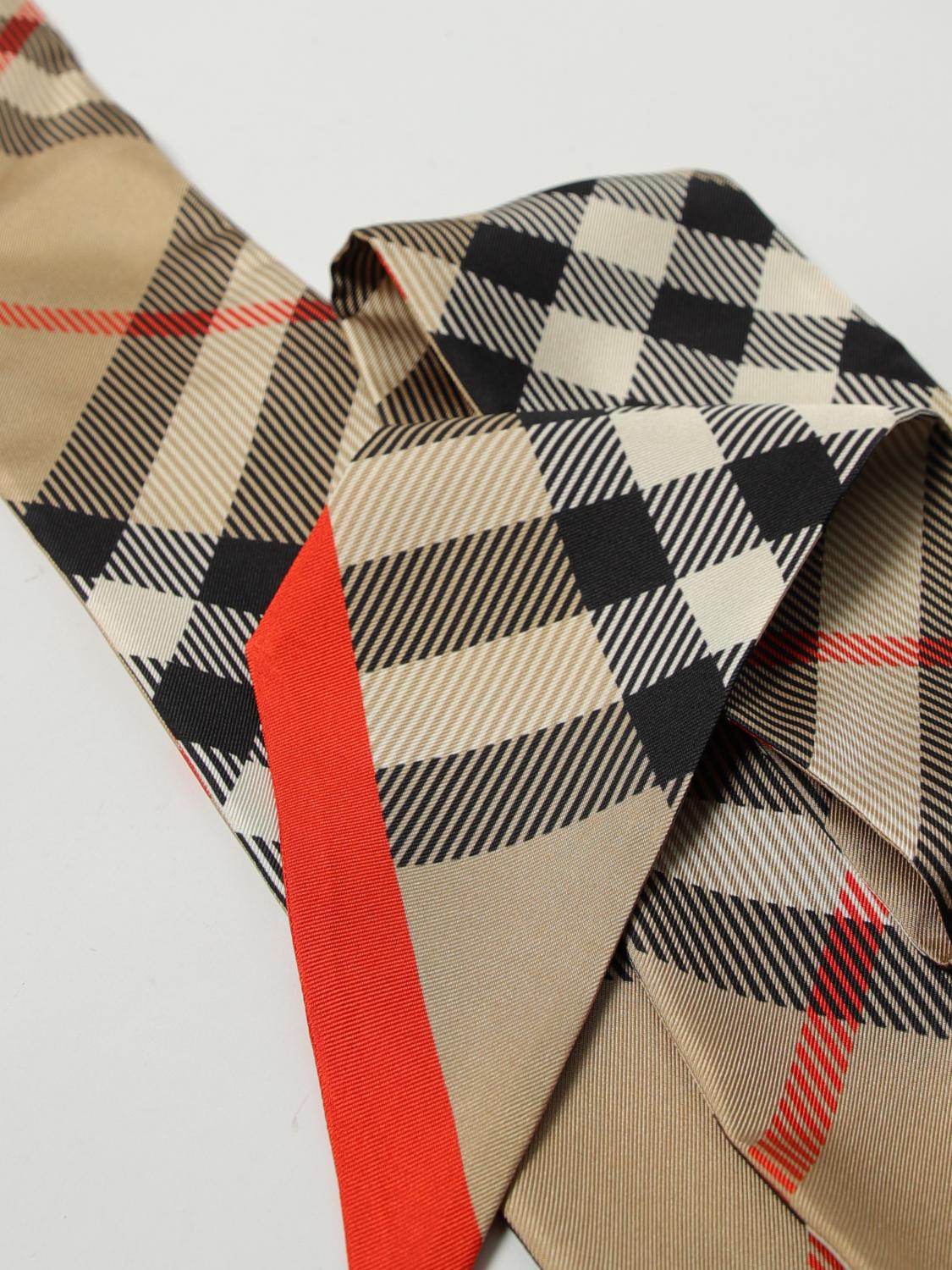 Burberry Scarf Woman Beige