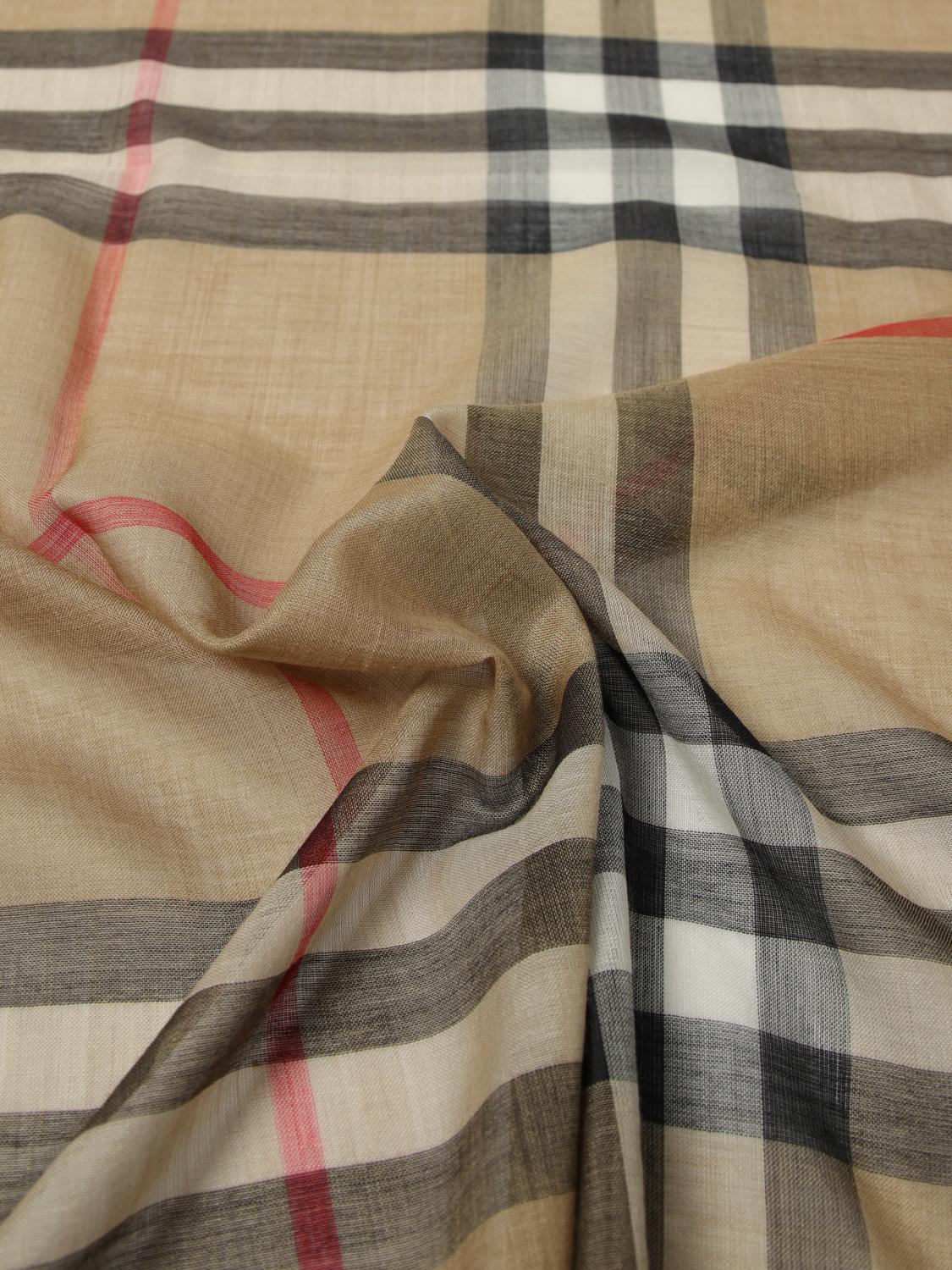 Burberry Scarf Woman Beige