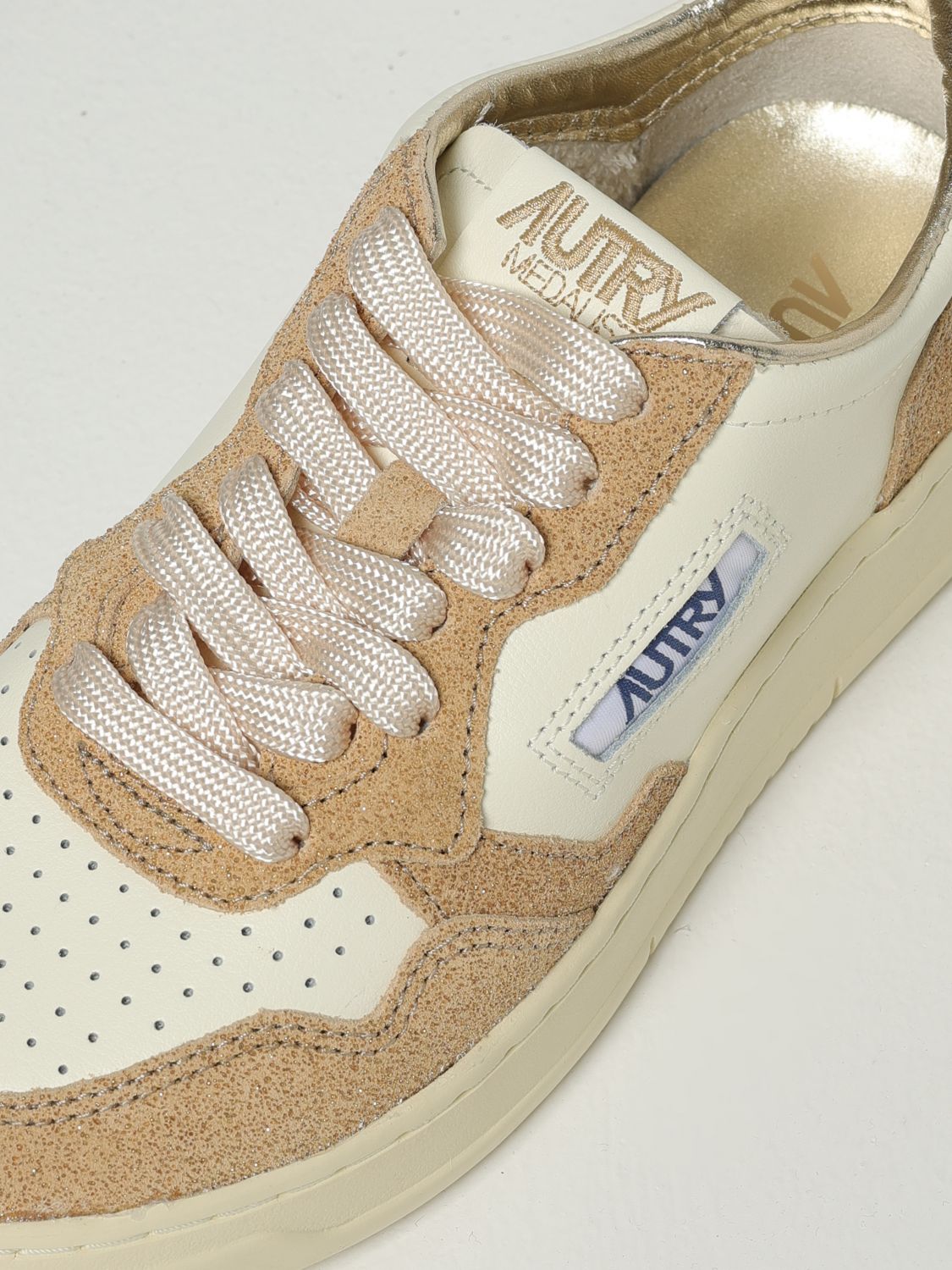 Autry Sneakers Woman Sand