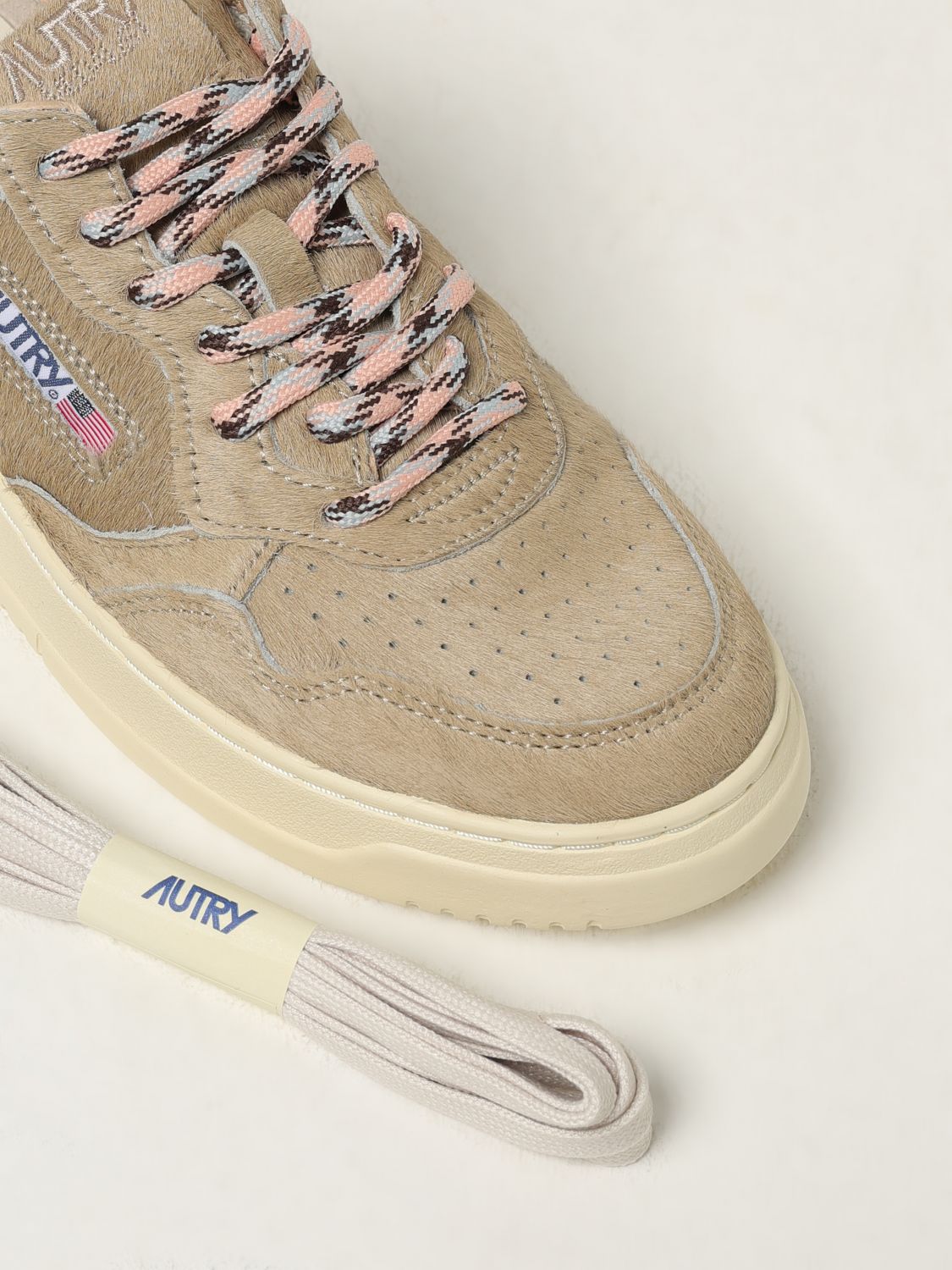 Autry Sneakers Woman Beige