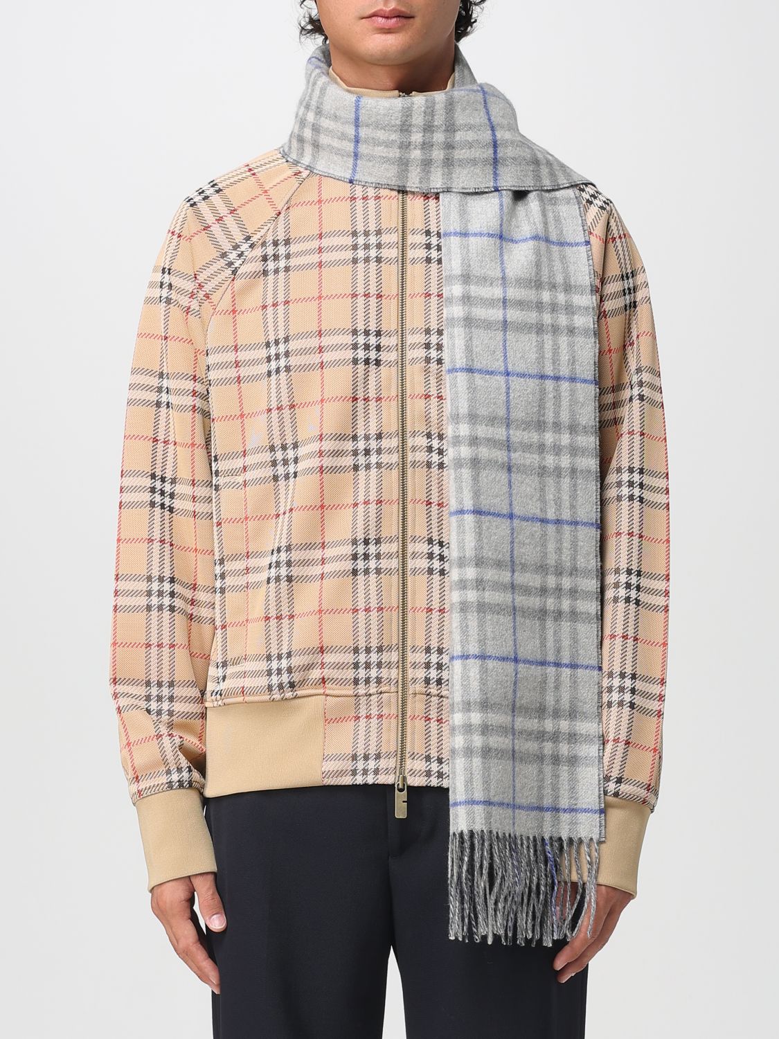 Burberry Scarf Men Grey