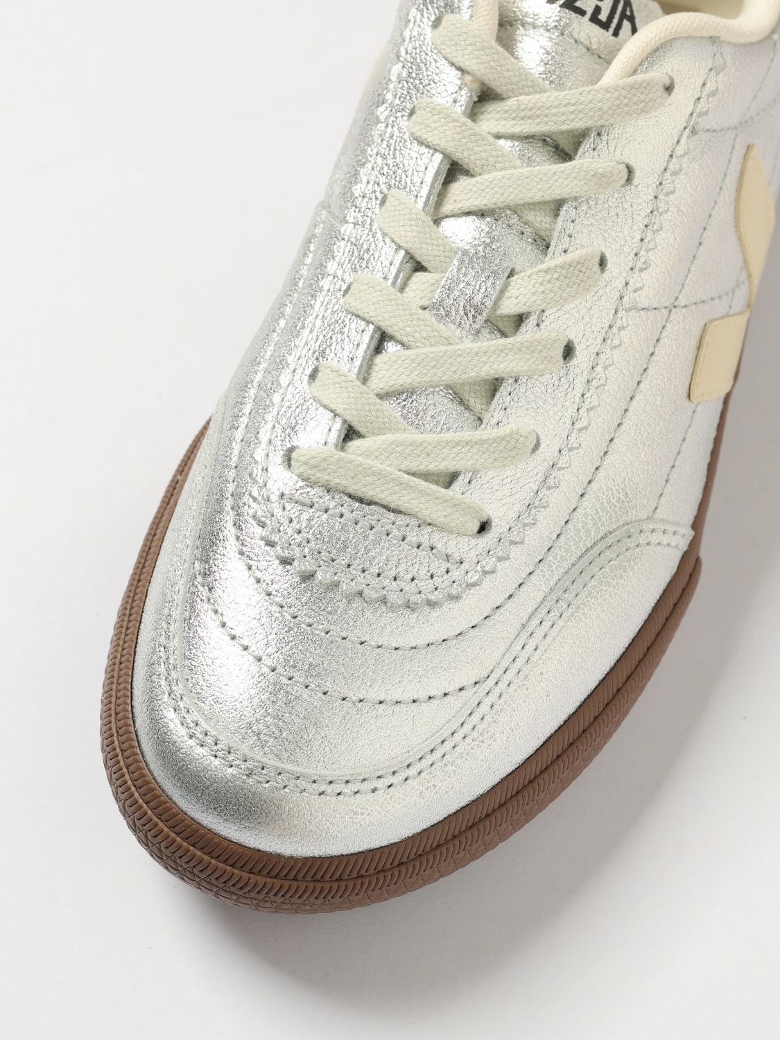Veja Sneakers Woman Silver