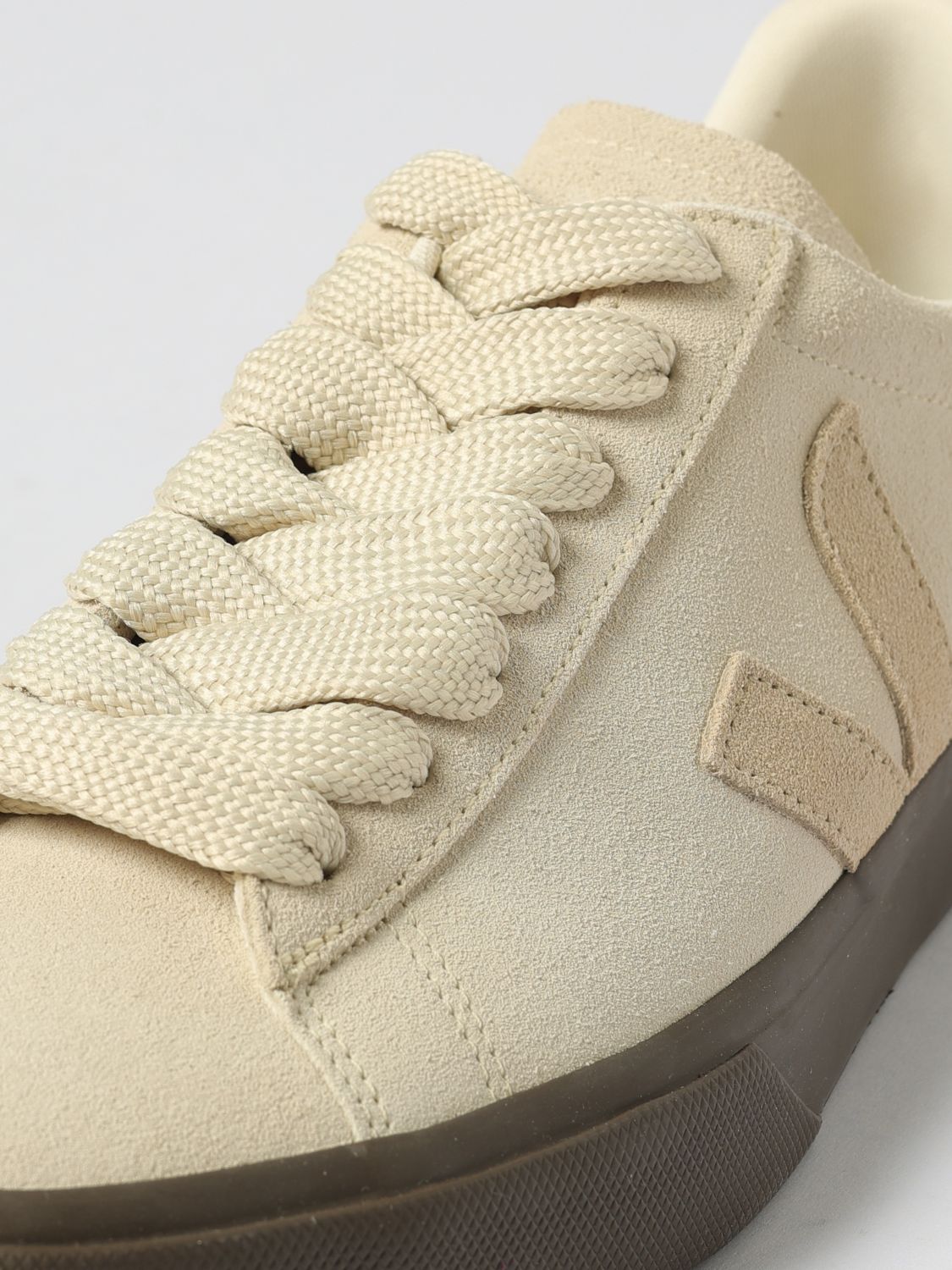 Veja Sneakers Men Beige