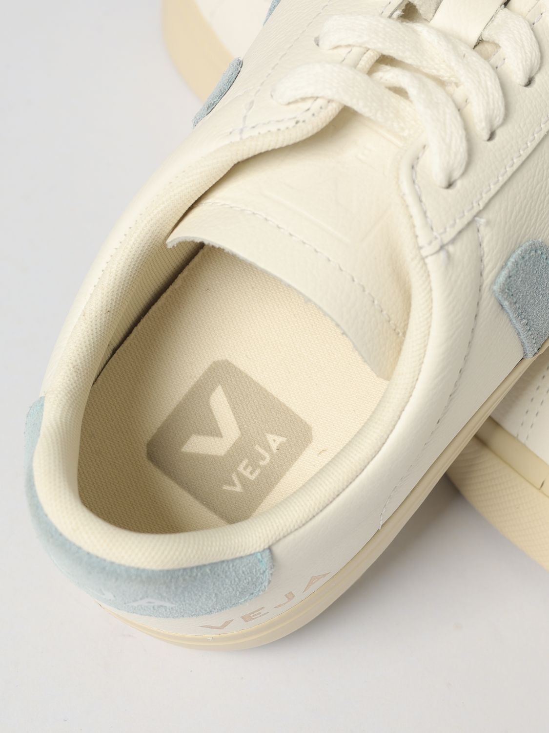 Veja Sneakers Woman White