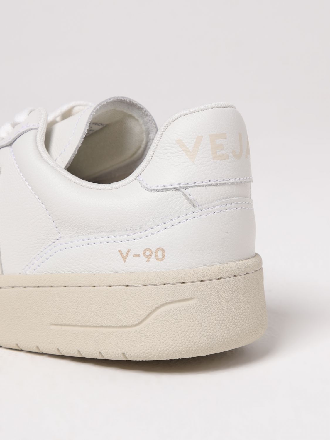 Veja Sneakers Woman White