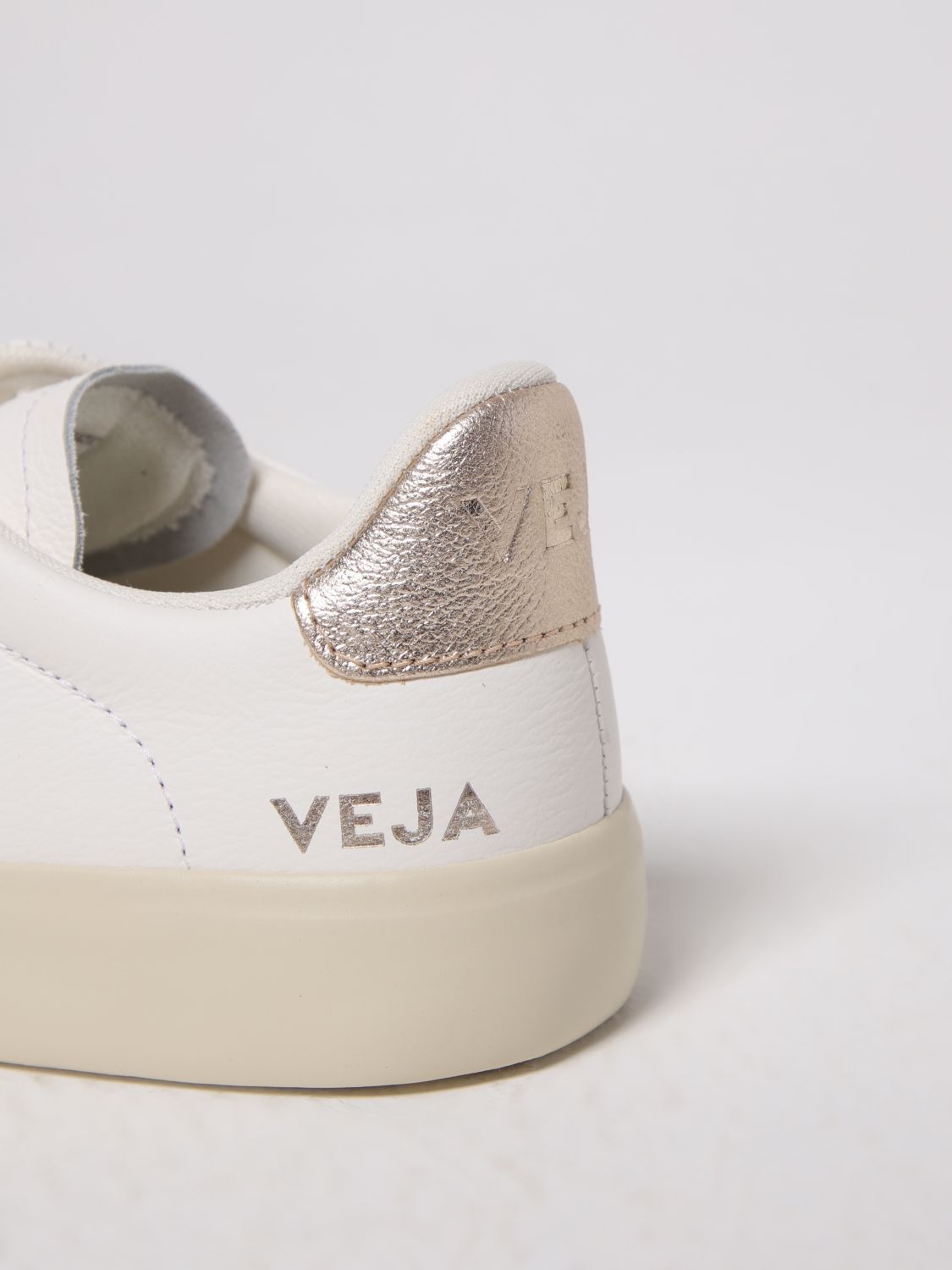 Veja Sneakers Woman White