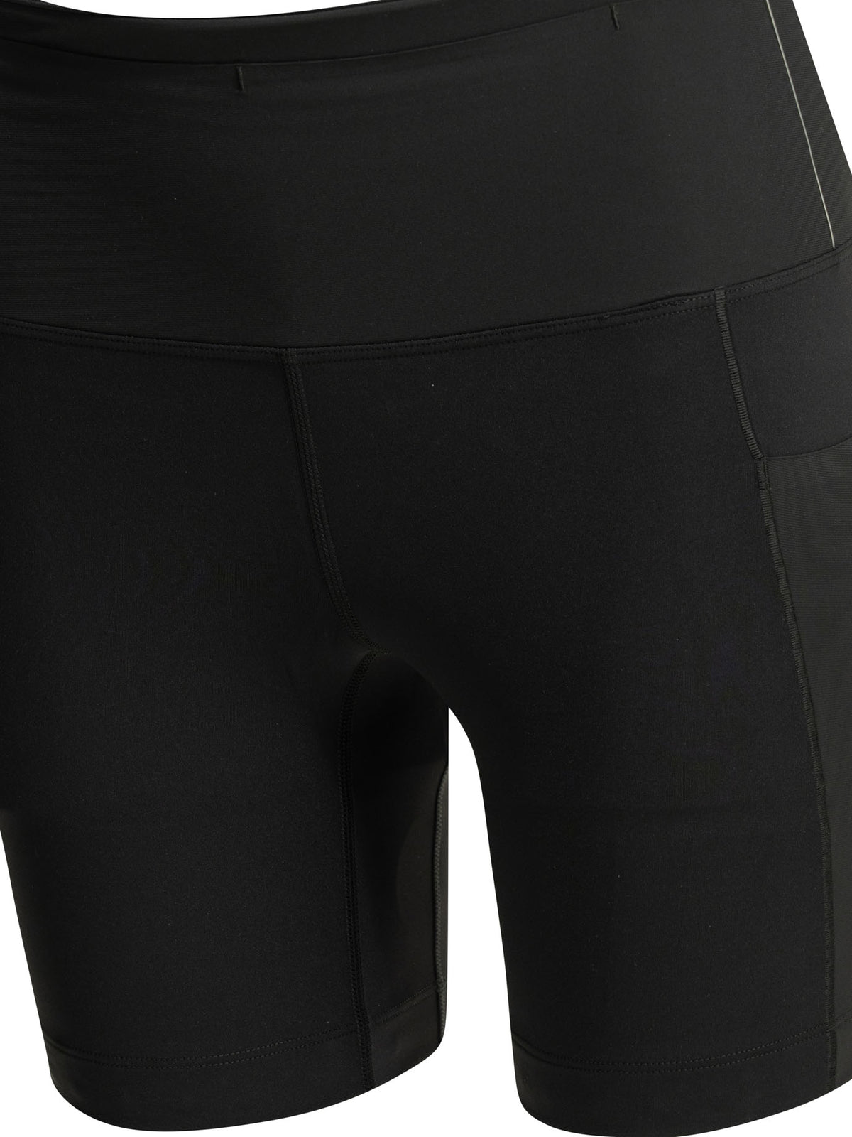 Arc'teryx "Essent High Rise" utility shorts - Black