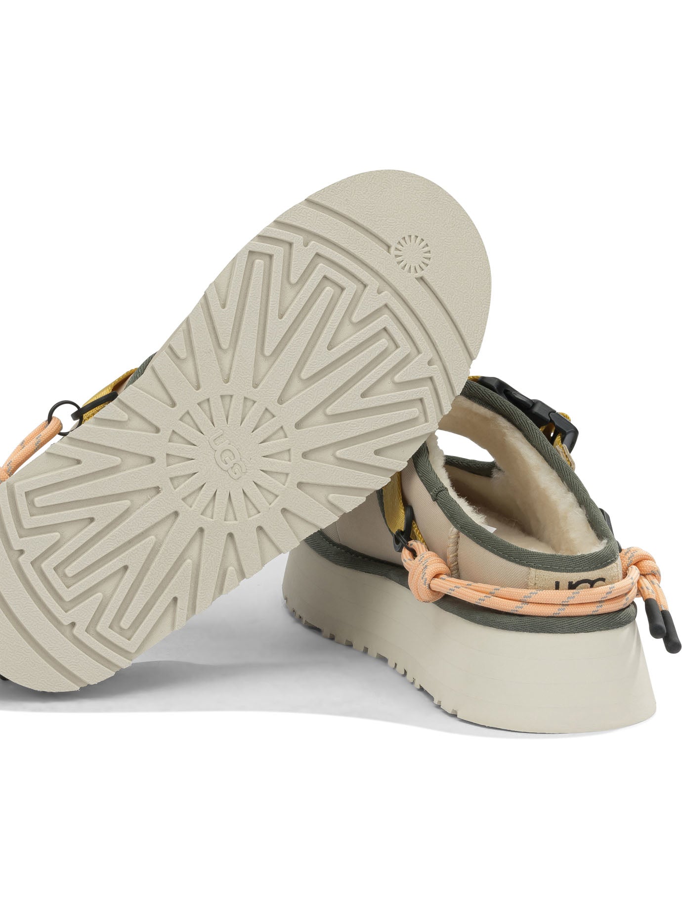 Ugg "Bea Wildwood" Mary Jane ballet flats - Beige