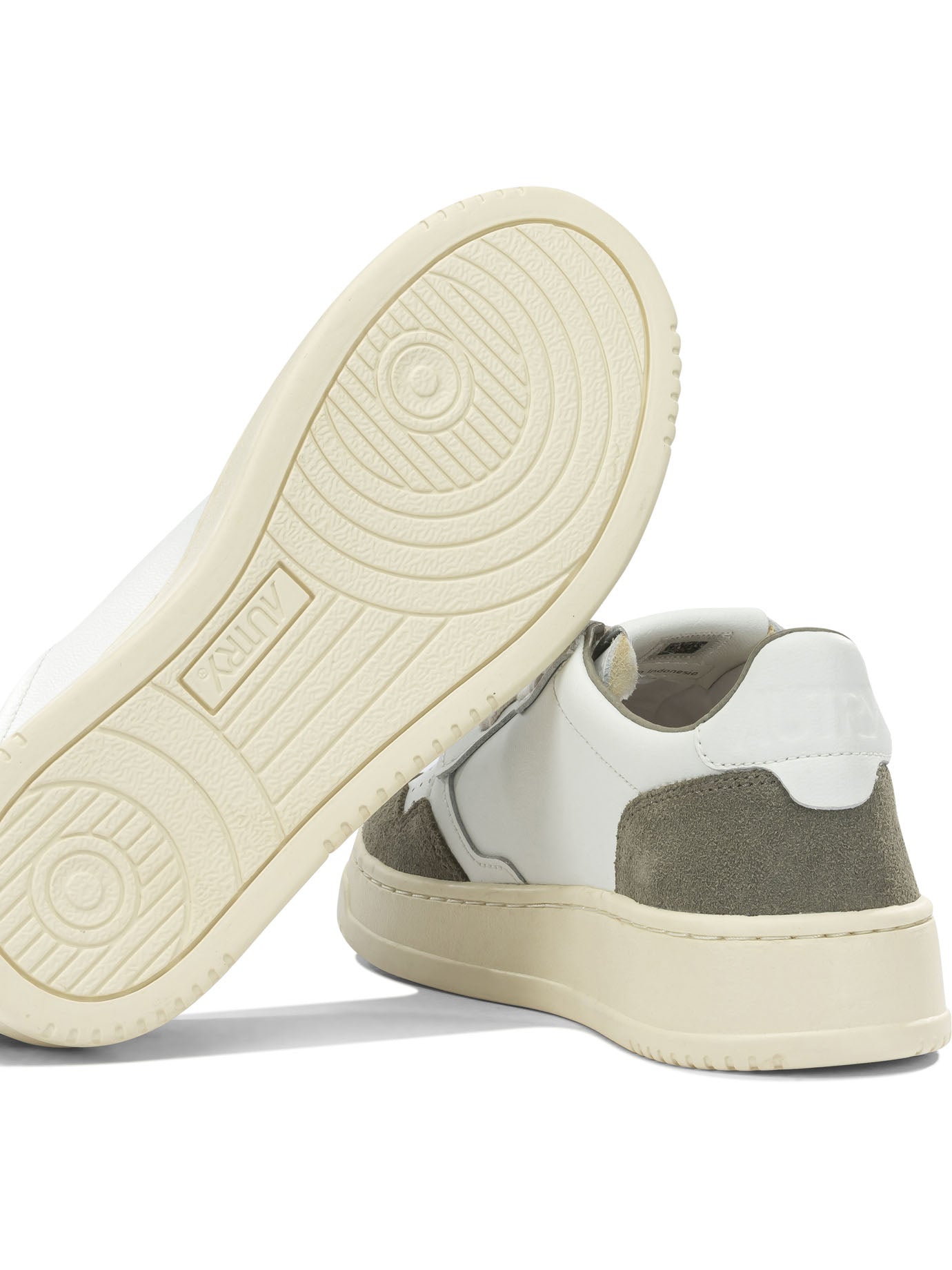 Autry "Medalist Low" Low-Top Sneakers - White