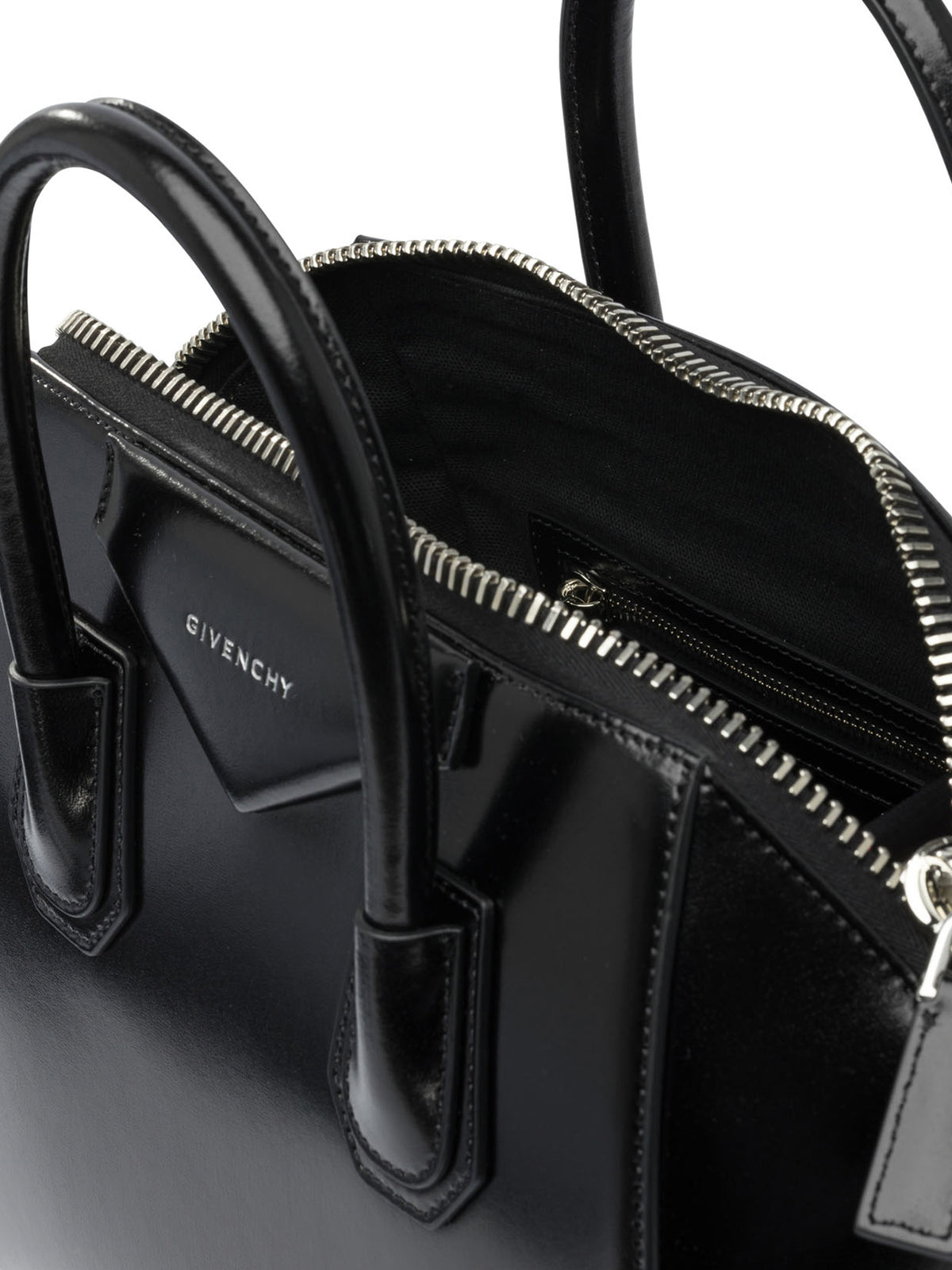 Givenchy "Antigona" Small Handbag - Black