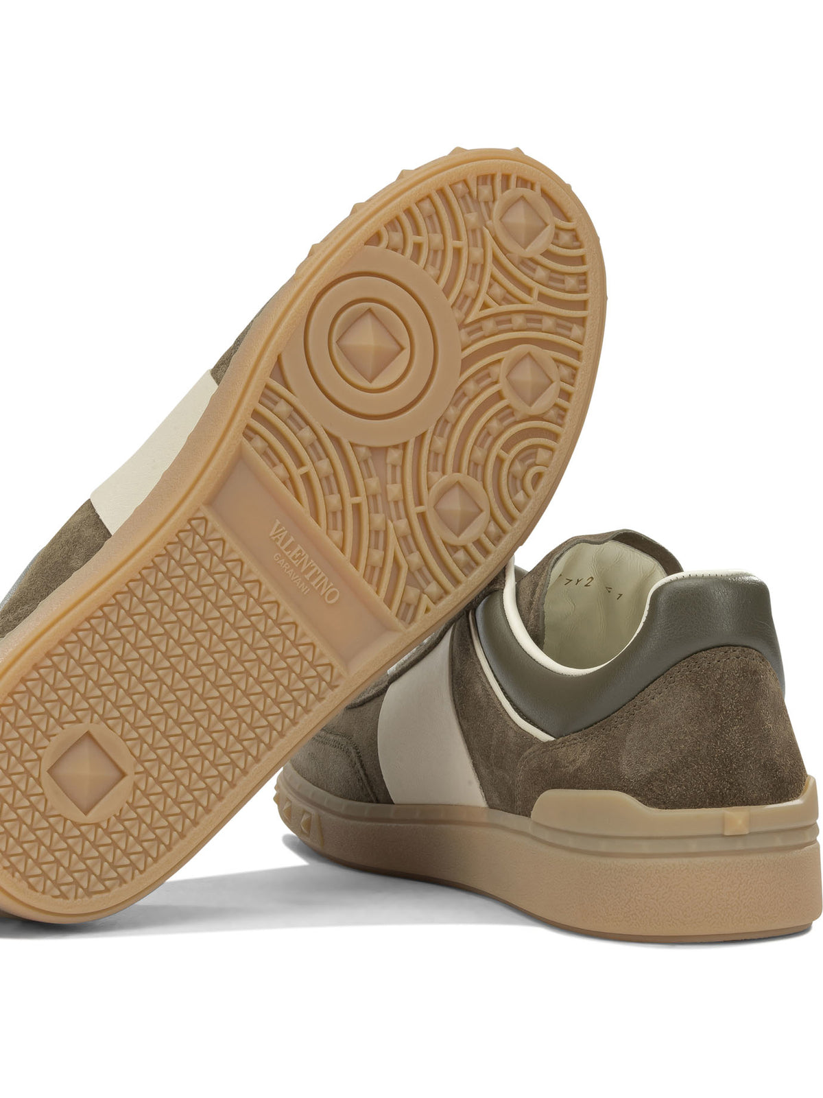 Valentino Garavani "Upvillage" Low-Top Sneakers - Green