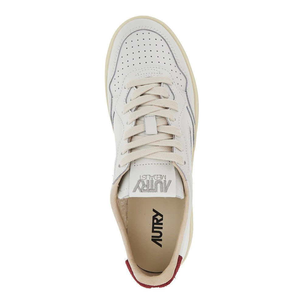 AUTRY Medalist Low leather sneakers